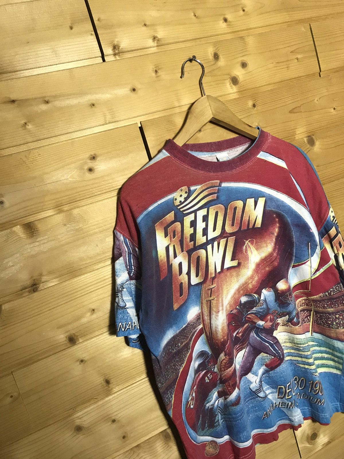 NFL Rare Vintage Freedom Bowl over print t-shirt Size US M / EU 48-50 / 2 - 2 Thumbnail