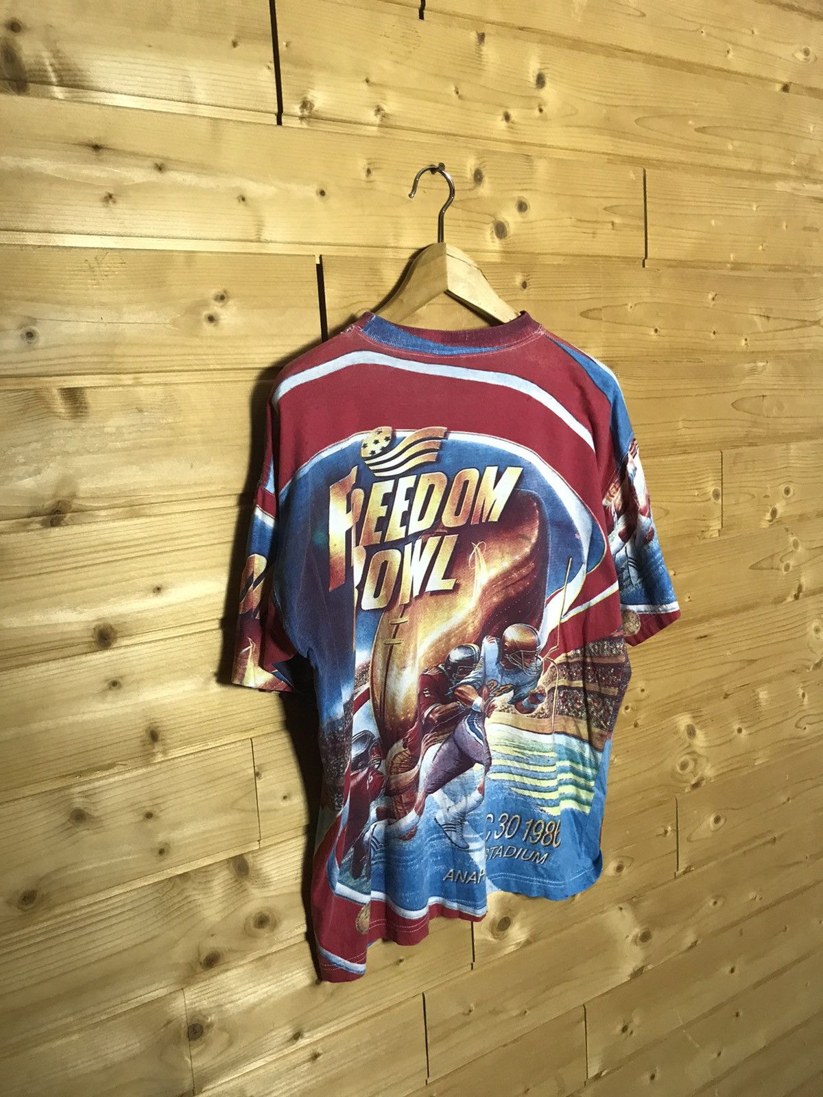 NFL Rare Vintage Freedom Bowl over print t-shirt Size US M / EU 48-50 / 2 - 8 Thumbnail