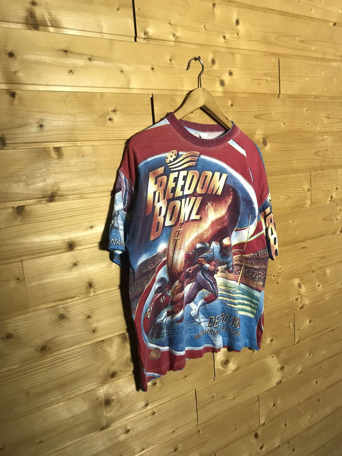 NFL Rare Vintage Freedom Bowl over print t-shirt Size US M / EU 48-50 / 2 - 1 Thumbnail