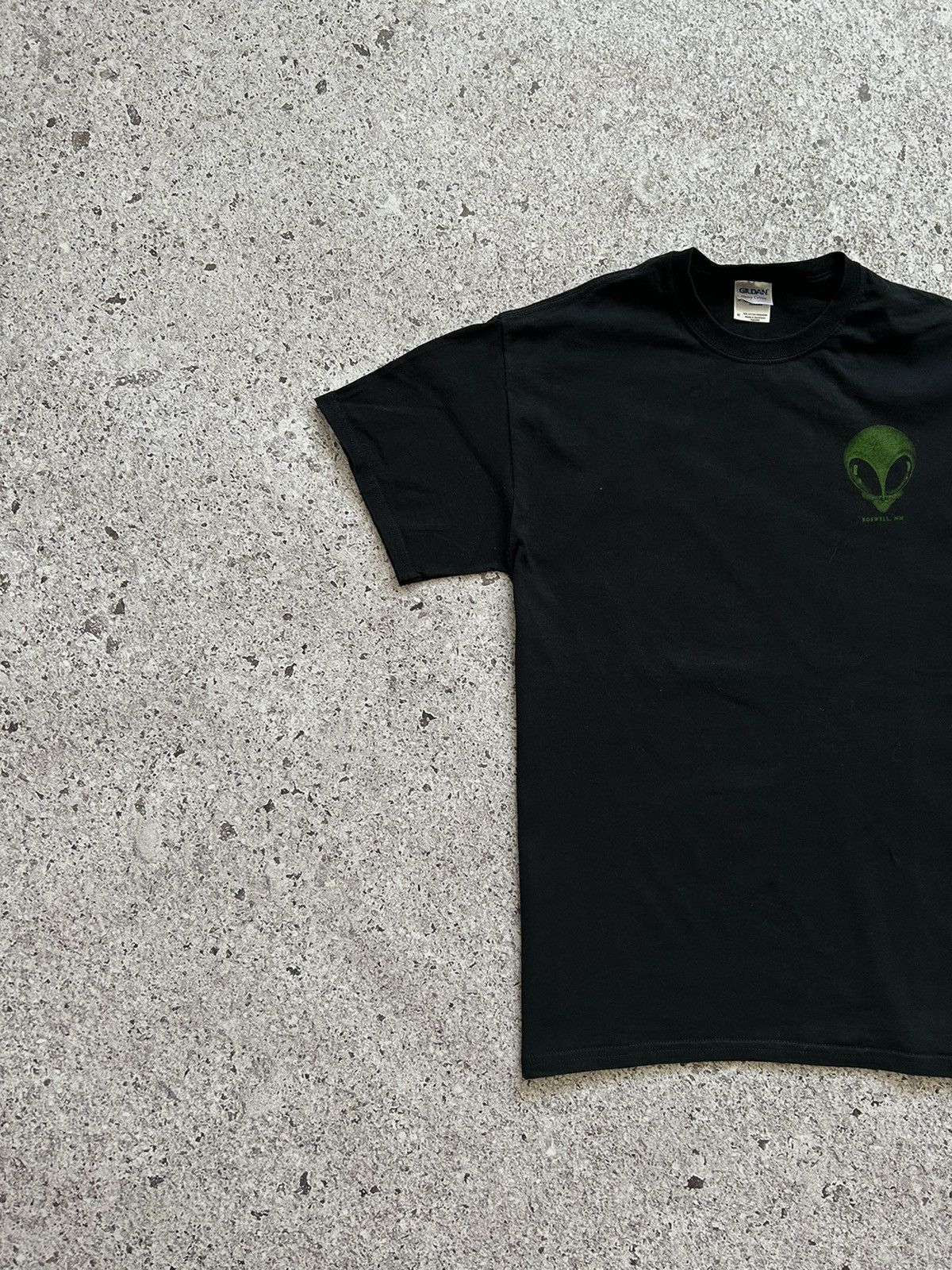 Gildan × Vintage Vintage 90’s Roswell NM Alien Graphic Tee UFO Area 51 Shirt Size US M / EU 48-50 / 2 - 2 Thumbnail