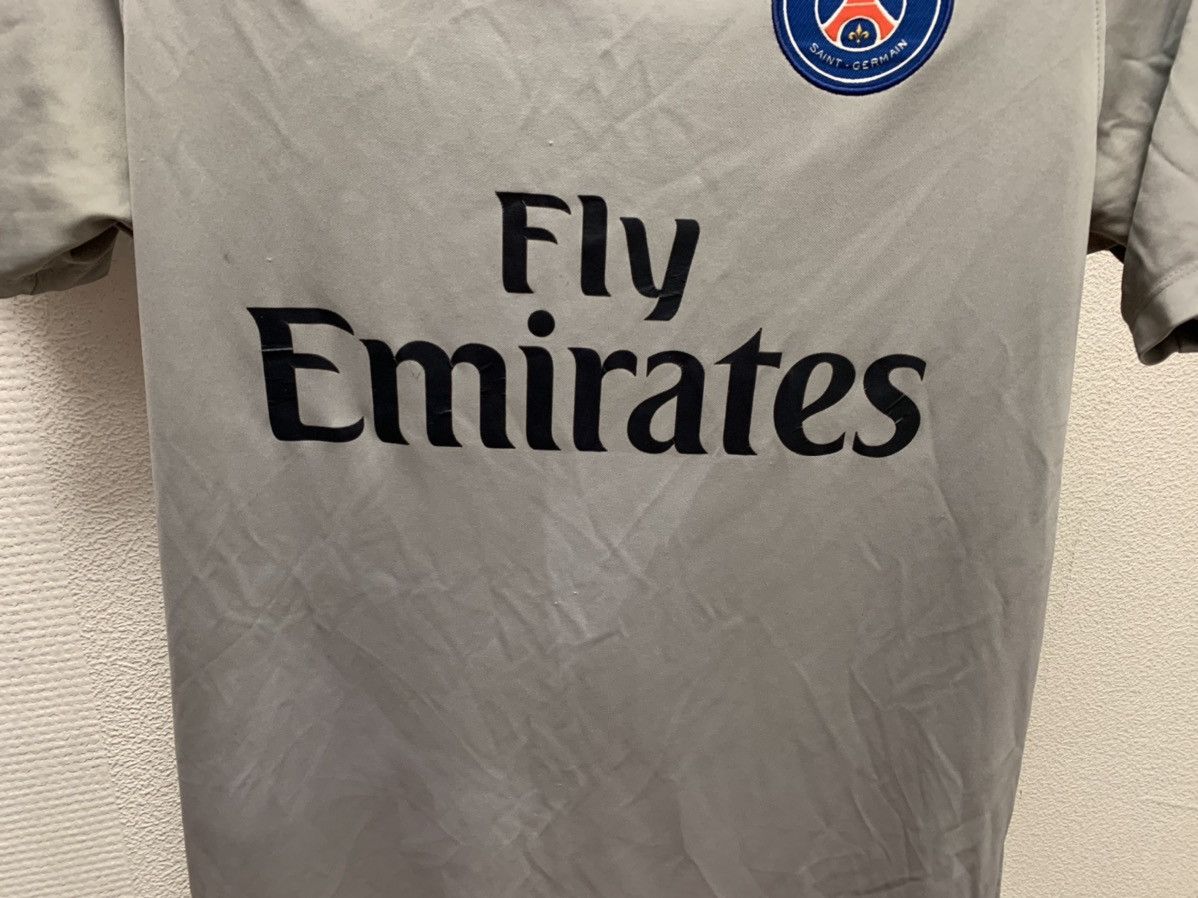 Nike Paris Saint Germain PSG grey t-shirt L sz Size US L / EU 52-54 / 3 - 3 Thumbnail