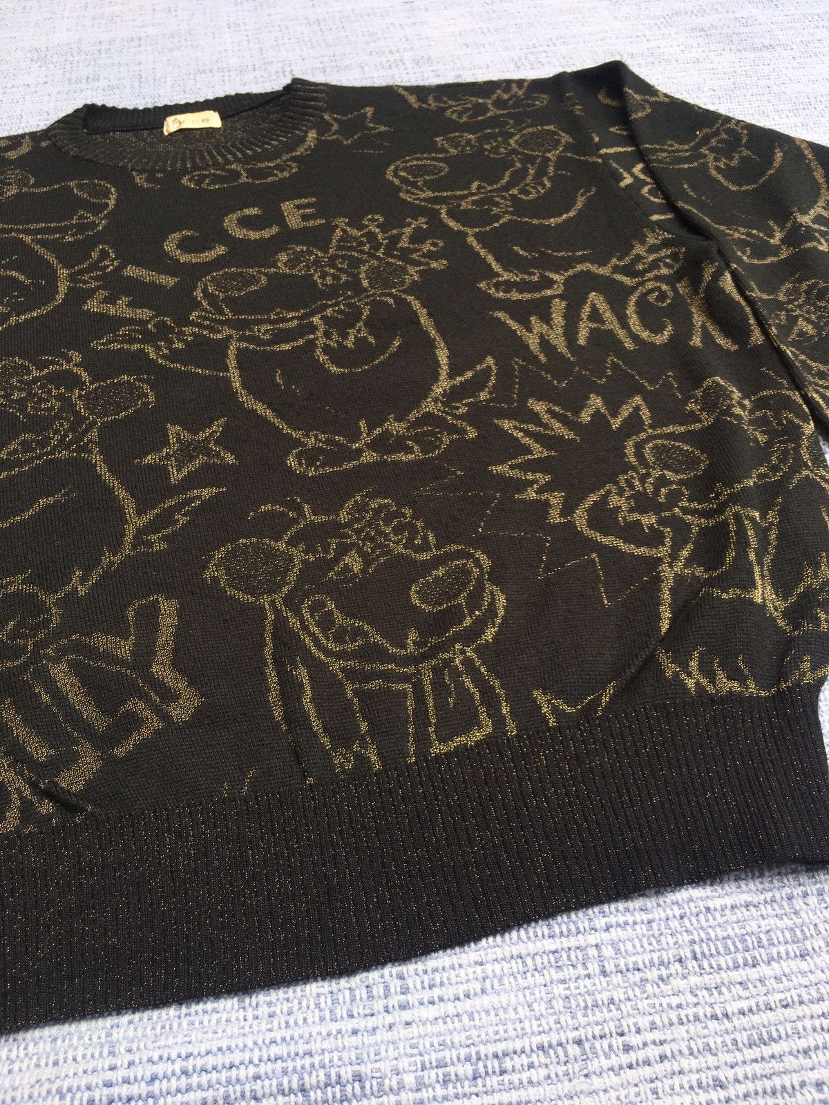 Japanese Brand black gold knit Size US S / EU 44-46 / 1 - 5 Thumbnail