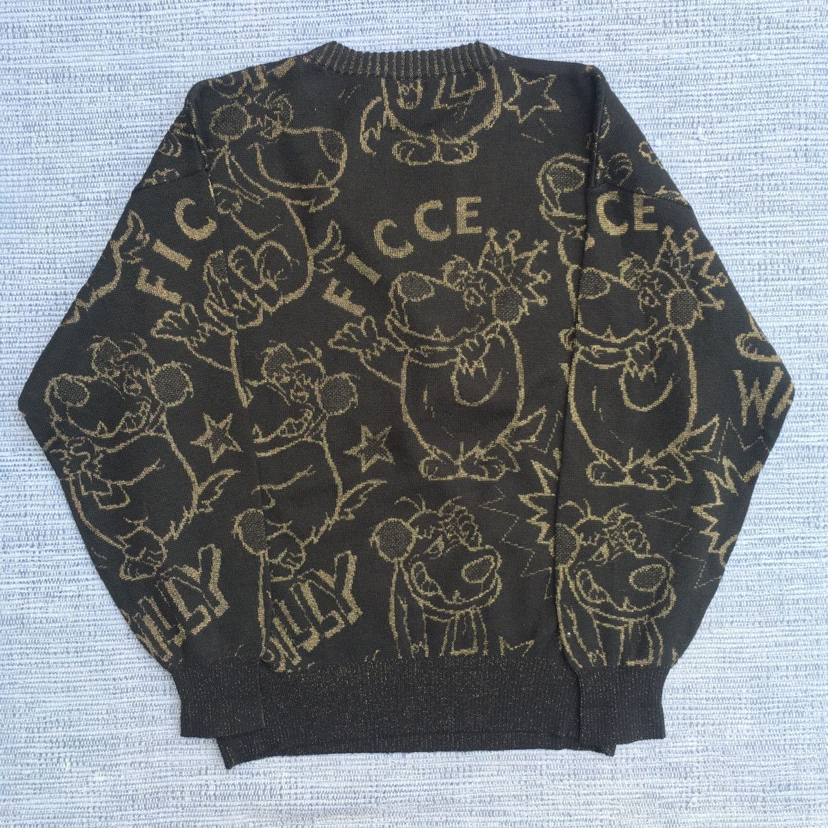 Japanese Brand black gold knit Size US S / EU 44-46 / 1 - 7 Thumbnail