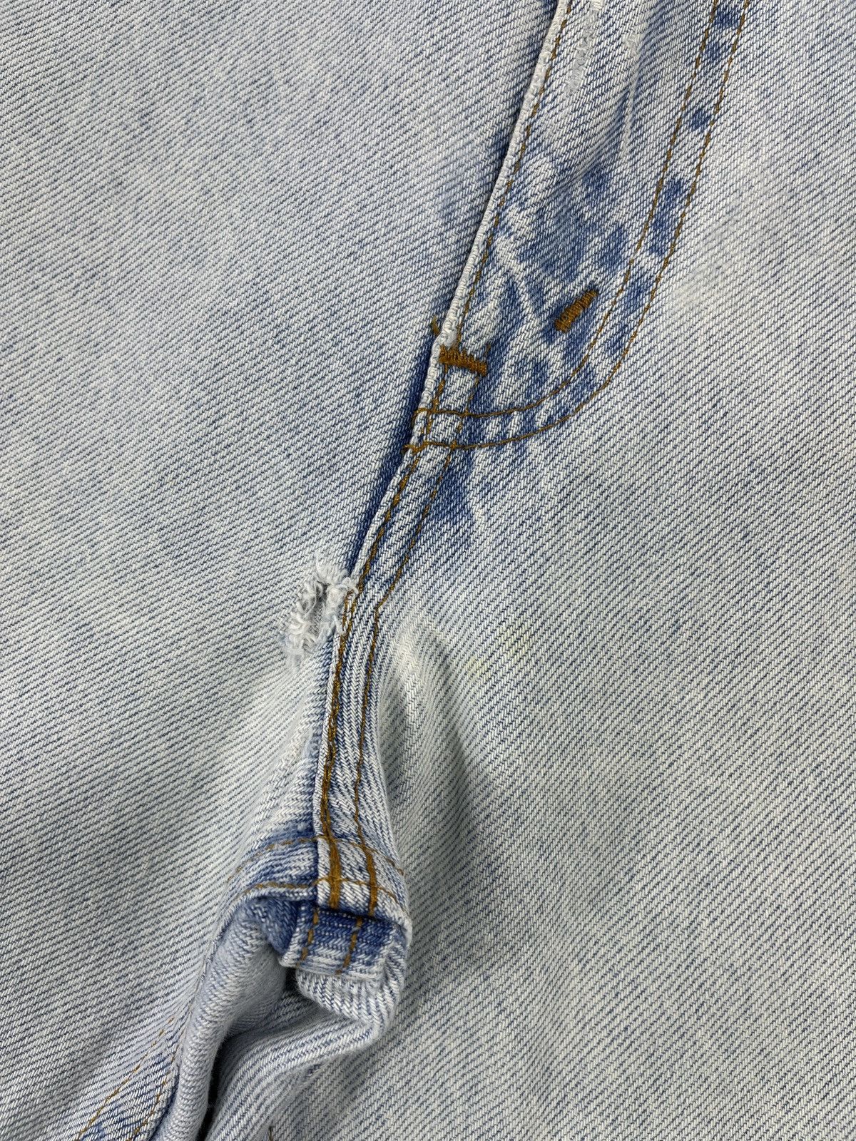 Levi's 90s Vintage Levis 505 Light Wash Jeans - J613 Size US 40 / EU 56 - 5 Thumbnail