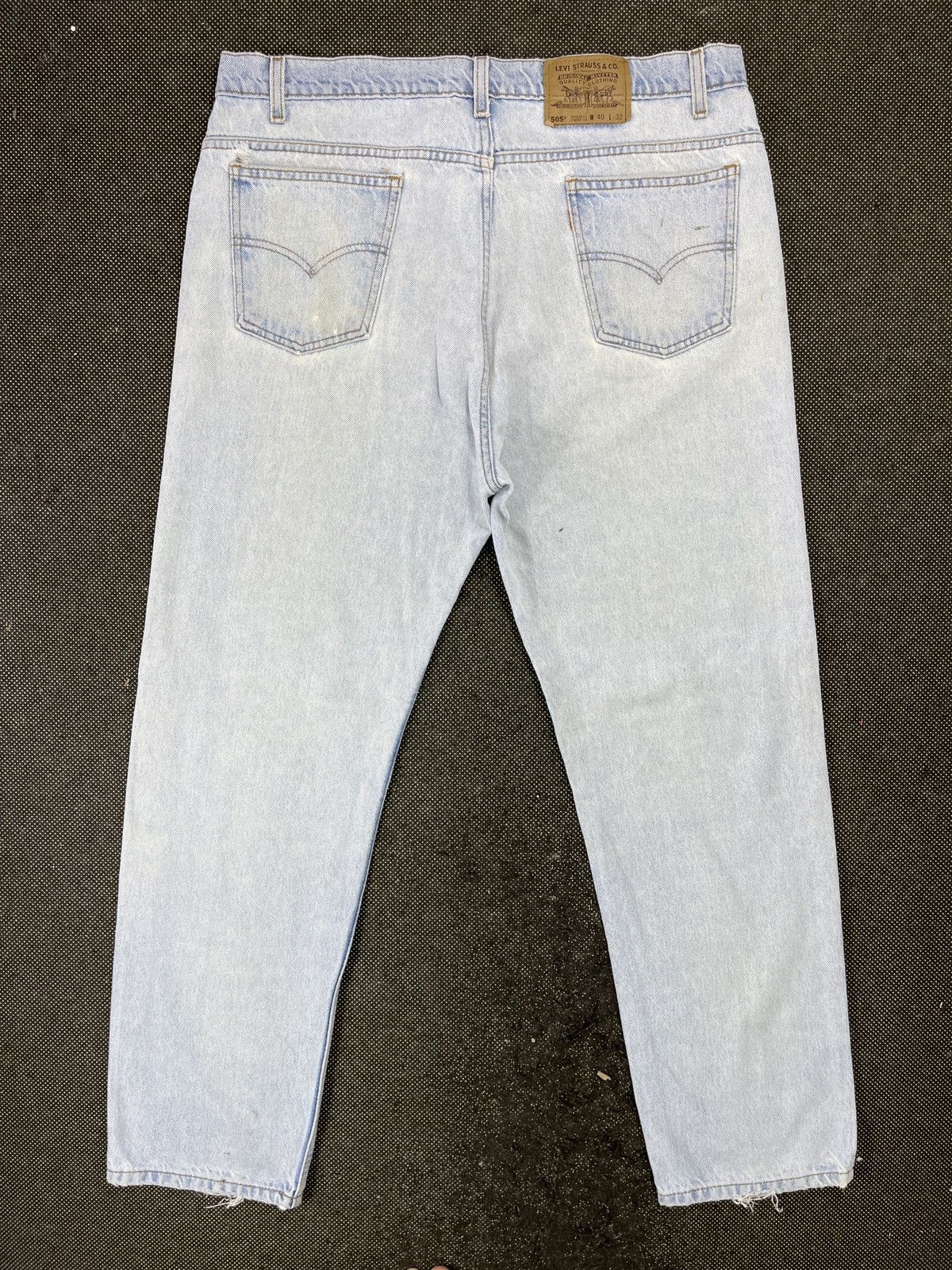 Levi's 90s Vintage Levis 505 Light Wash Jeans - J613 Size US 40 / EU 56 - 2 Thumbnail