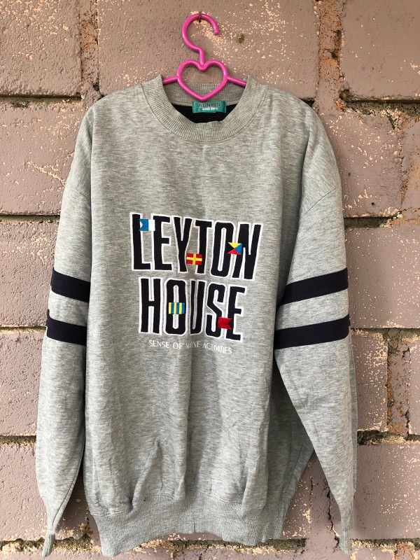 image of 90's Vintage Leyton House Versus Sports Sweatshirt in Grey, Men's (Size Large)