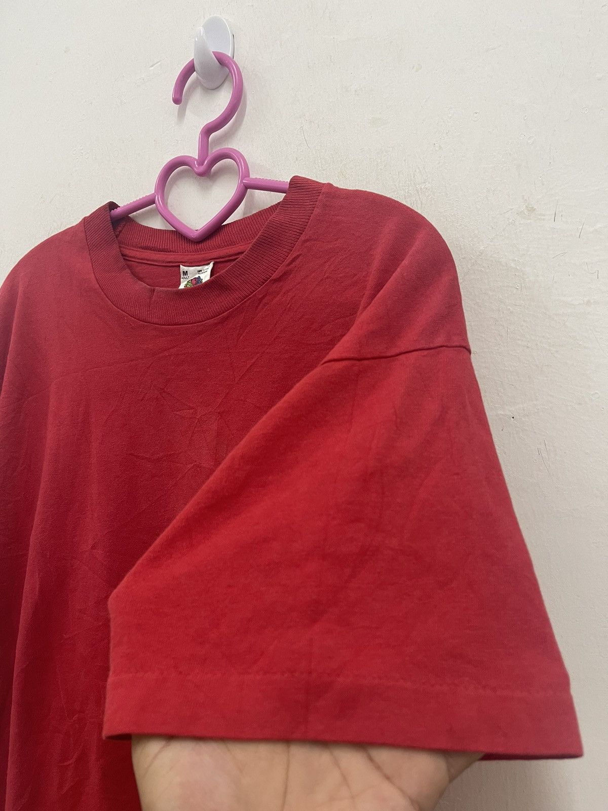 Fruit Of The Loom Vintage Fruit of The Loom RED Plain Tee Size US M / EU 48-50 / 2 - 2 Thumbnail