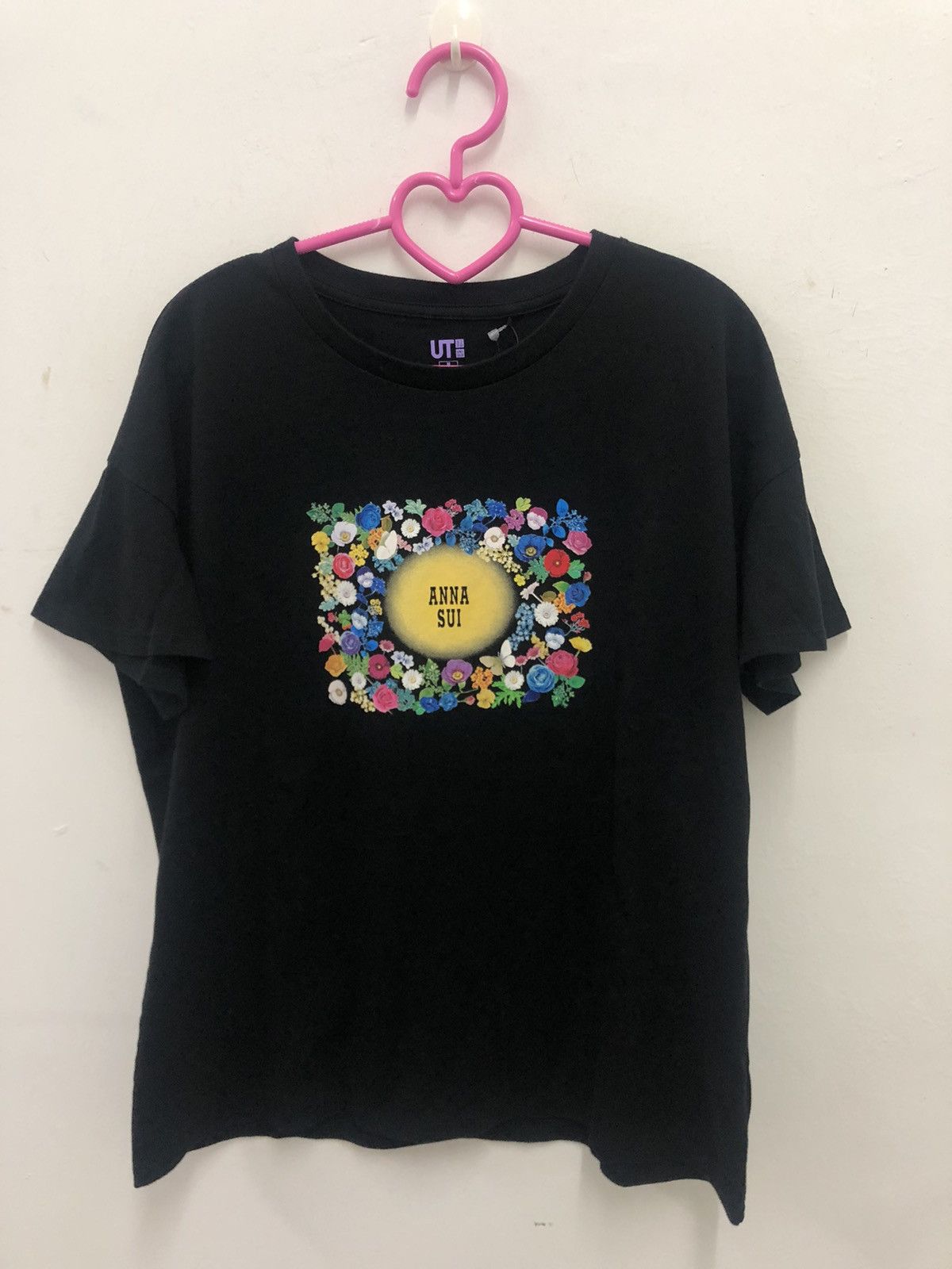 Anna Sui Rare ANNA SUI x Uniqlo Spell Out Floral Shirt Size US M / EU 48-50 / 2 - 1 Thumbnail