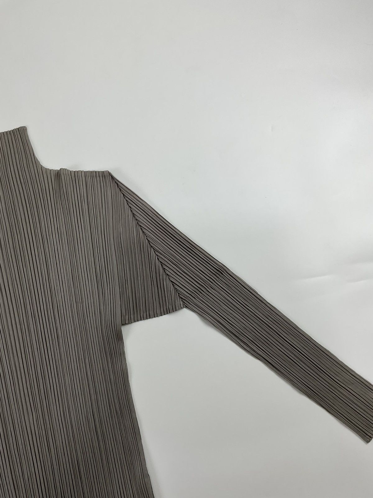 Issey Miyake Issey Miyake Pleats Please Pleated Long Sleeve Size L / US 10 / IT 46 - 3 Thumbnail