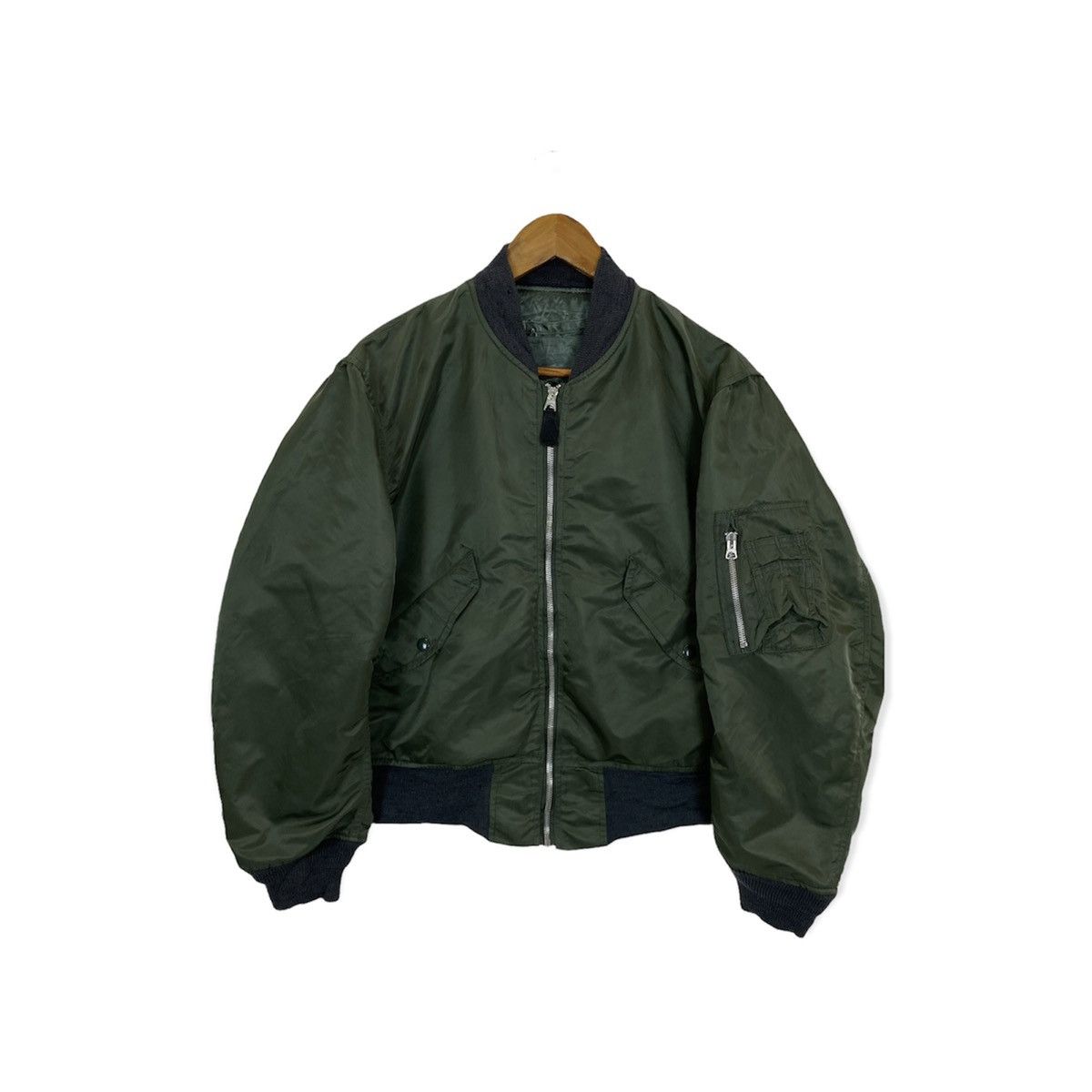 Alpha Industries Vintage Alpha Industries Ma-1 Bomber jacket Size US M / EU 48-50 / 2 - 1 Thumbnail