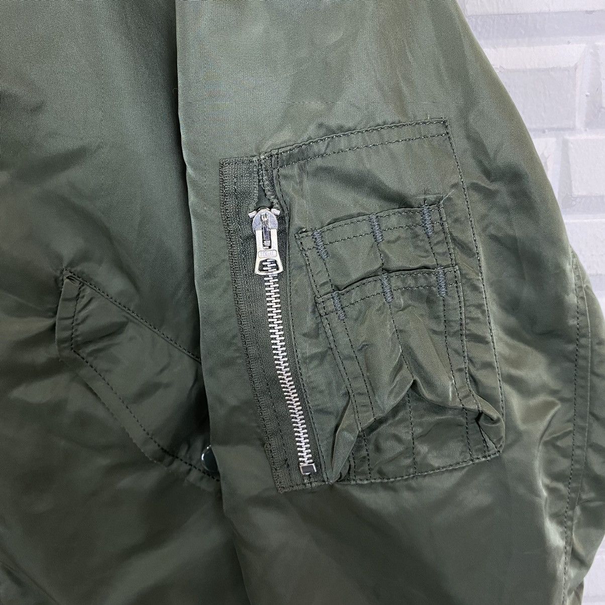 Alpha Industries Vintage Alpha Industries Ma-1 Bomber jacket Size US M / EU 48-50 / 2 - 5 Thumbnail