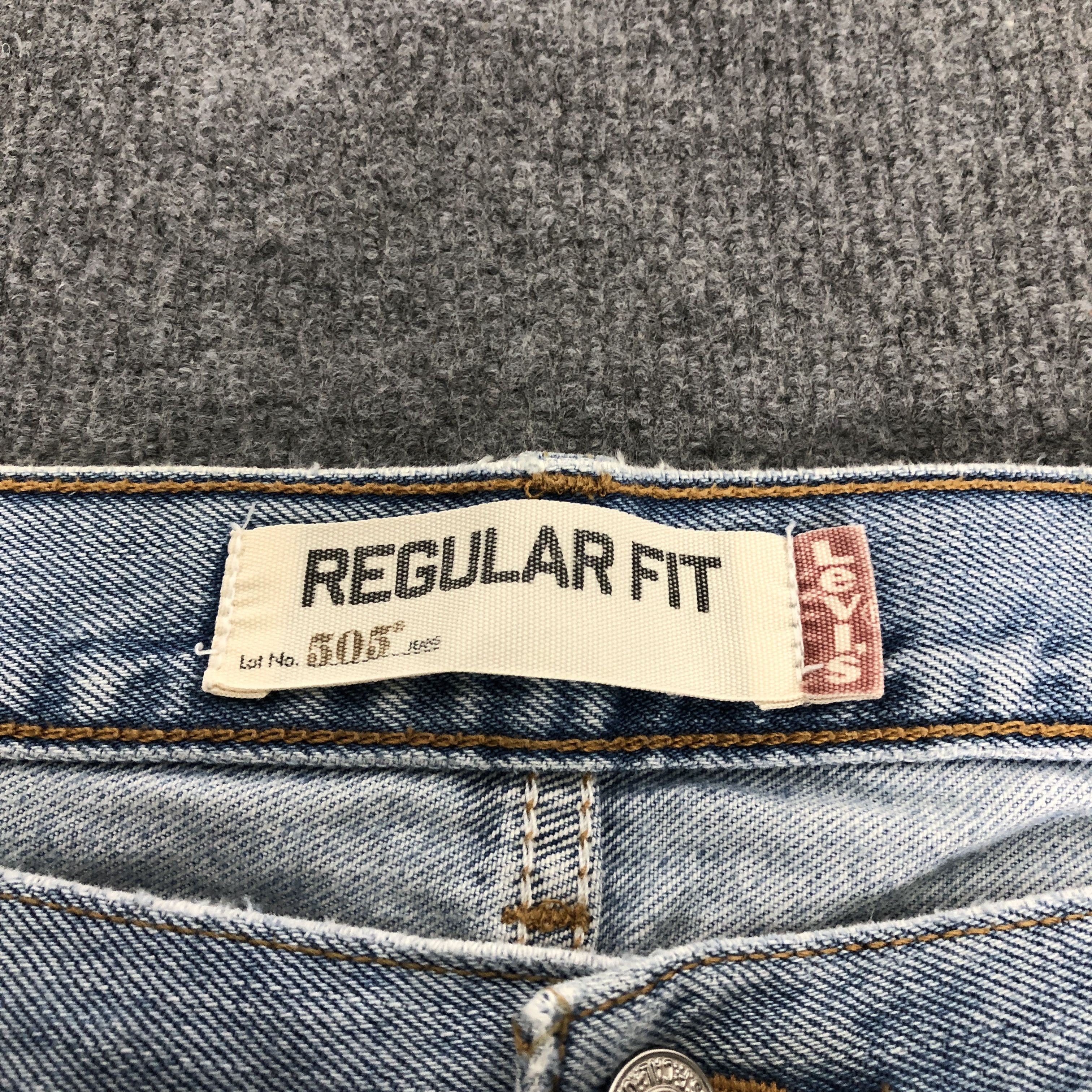Levi's Vintage Y2K Levi's 505 Faded Blue Jean Size US 40 / EU 56 - 16 Thumbnail
