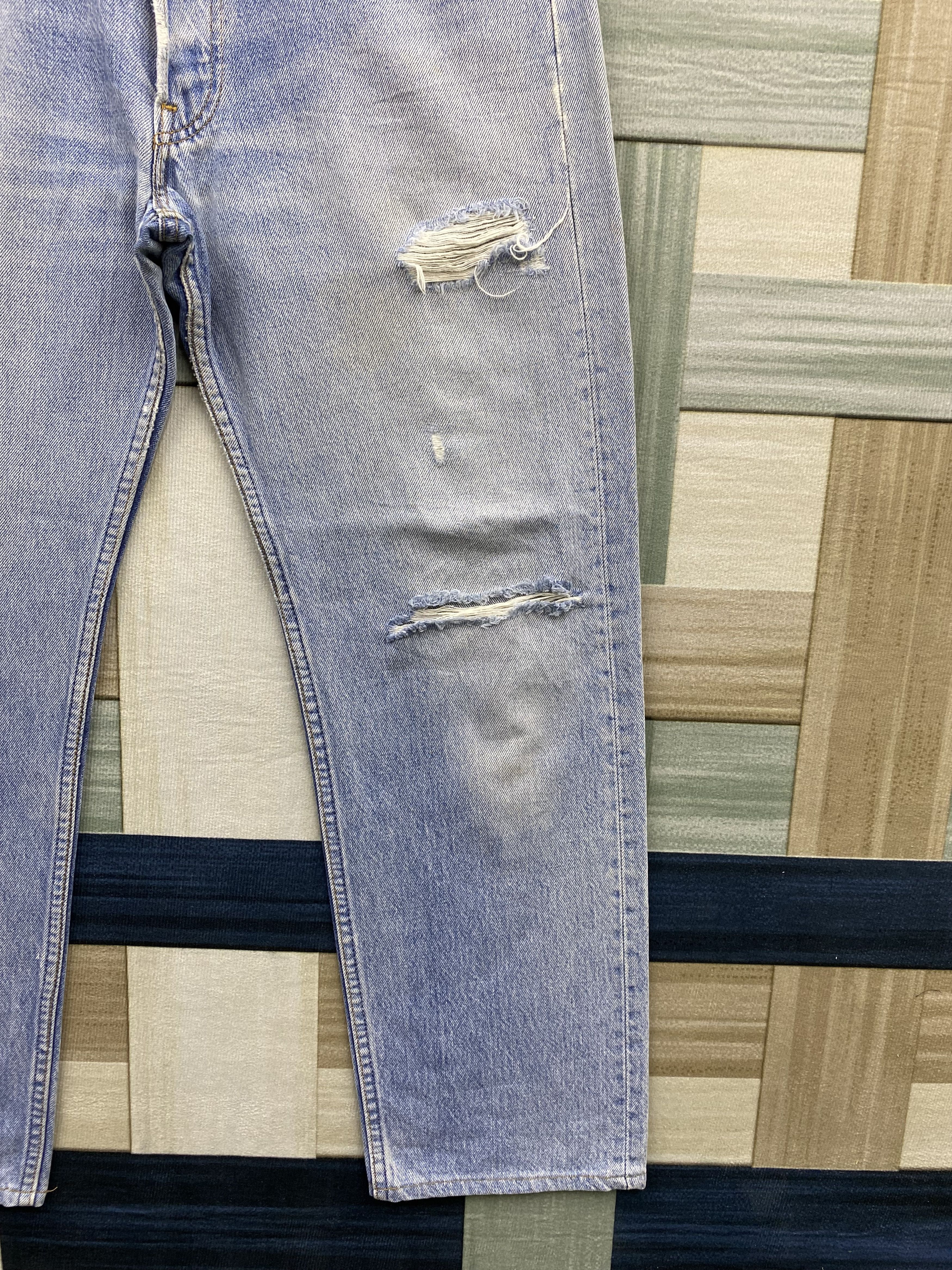 Levi's Vintage Levi's 501 Distress Faded Blue Jean Pant Size US 32 / EU 48 - 7 Thumbnail