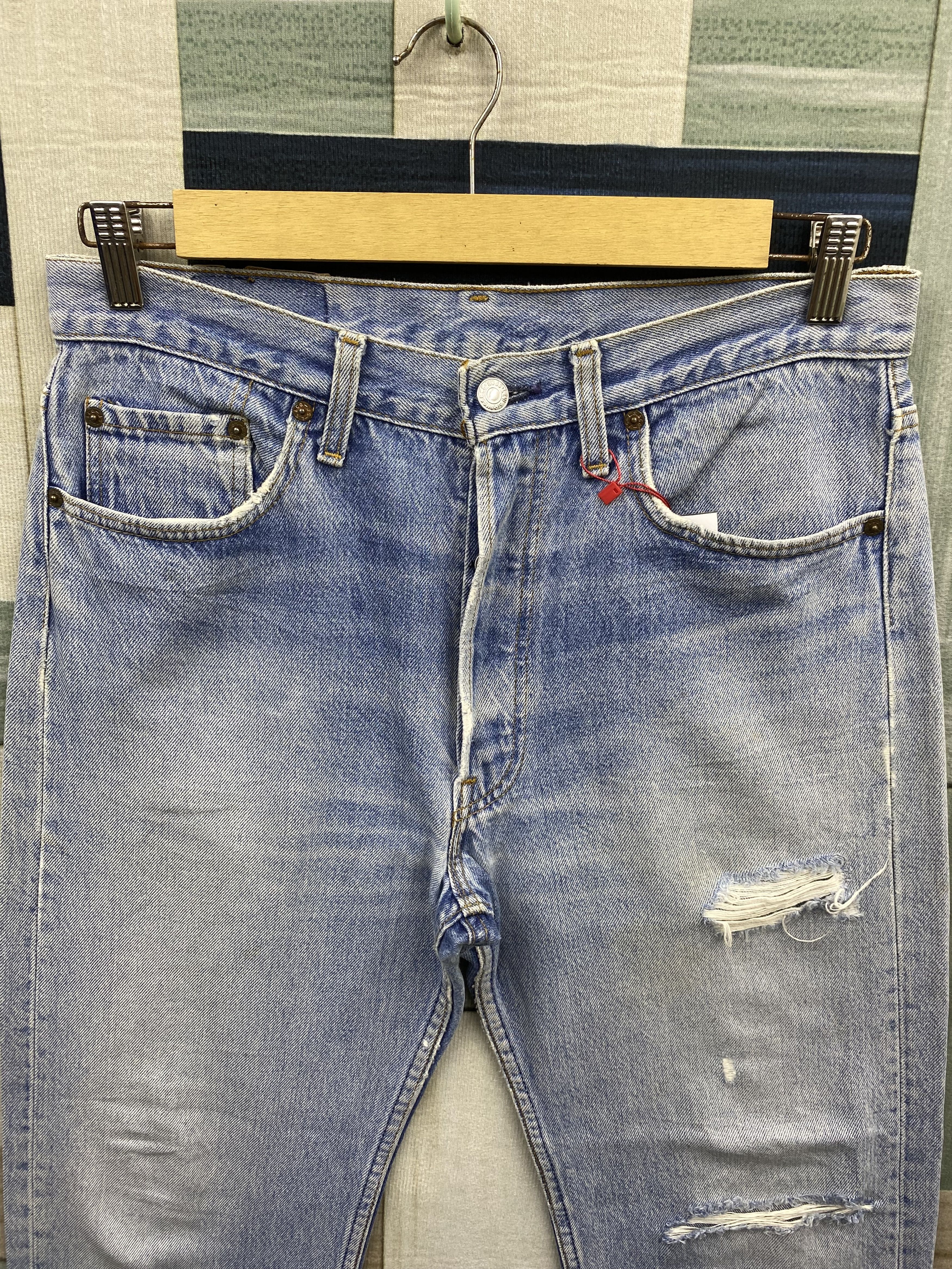 Levi's Vintage Levi's 501 Distress Faded Blue Jean Pant Size US 32 / EU 48 - 3 Thumbnail