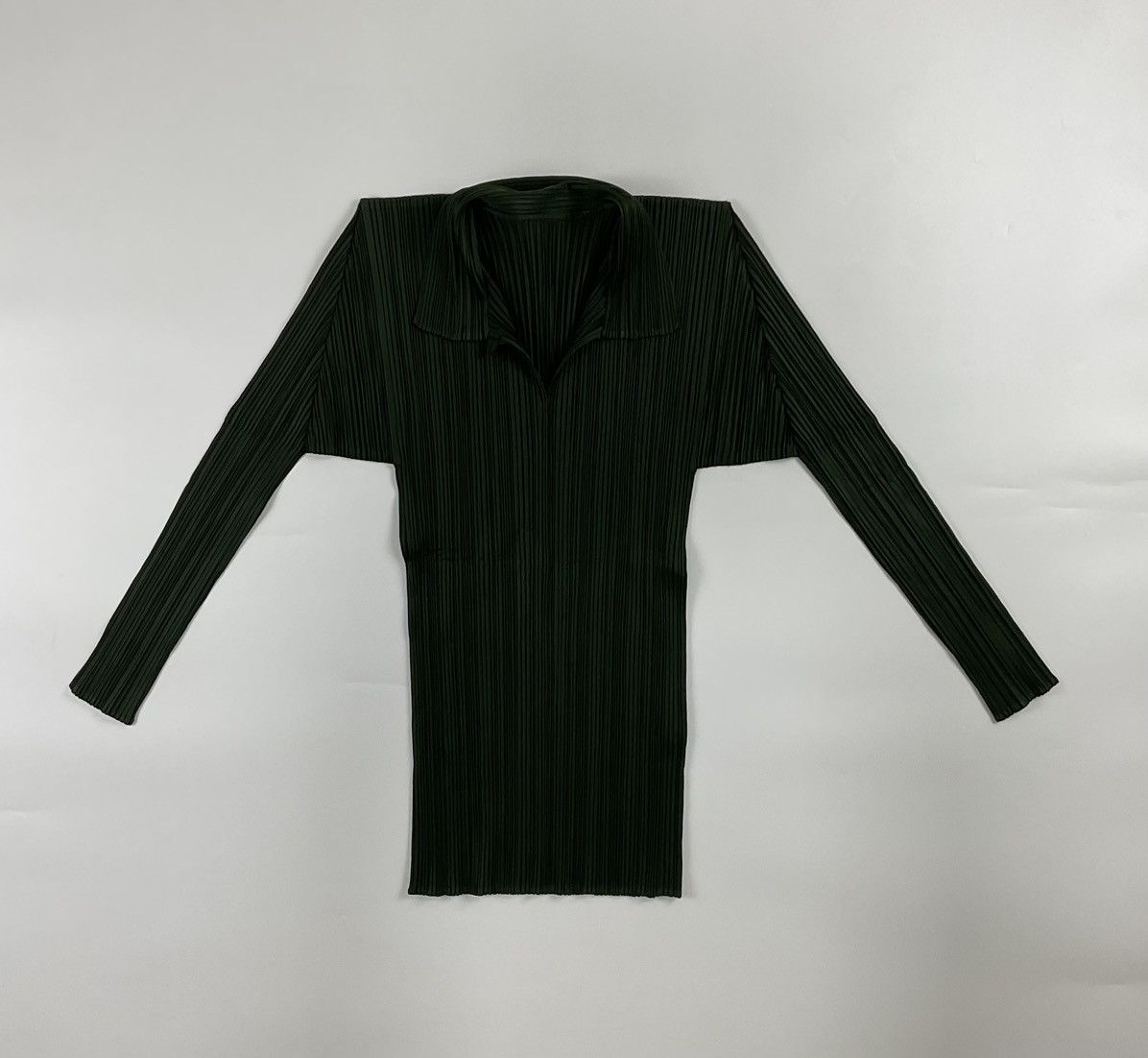 Issey Miyake Issey Miyake Pleats Please Pleated Long Sleeve Size M / US 6-8 / IT 42-44 - 1 Thumbnail