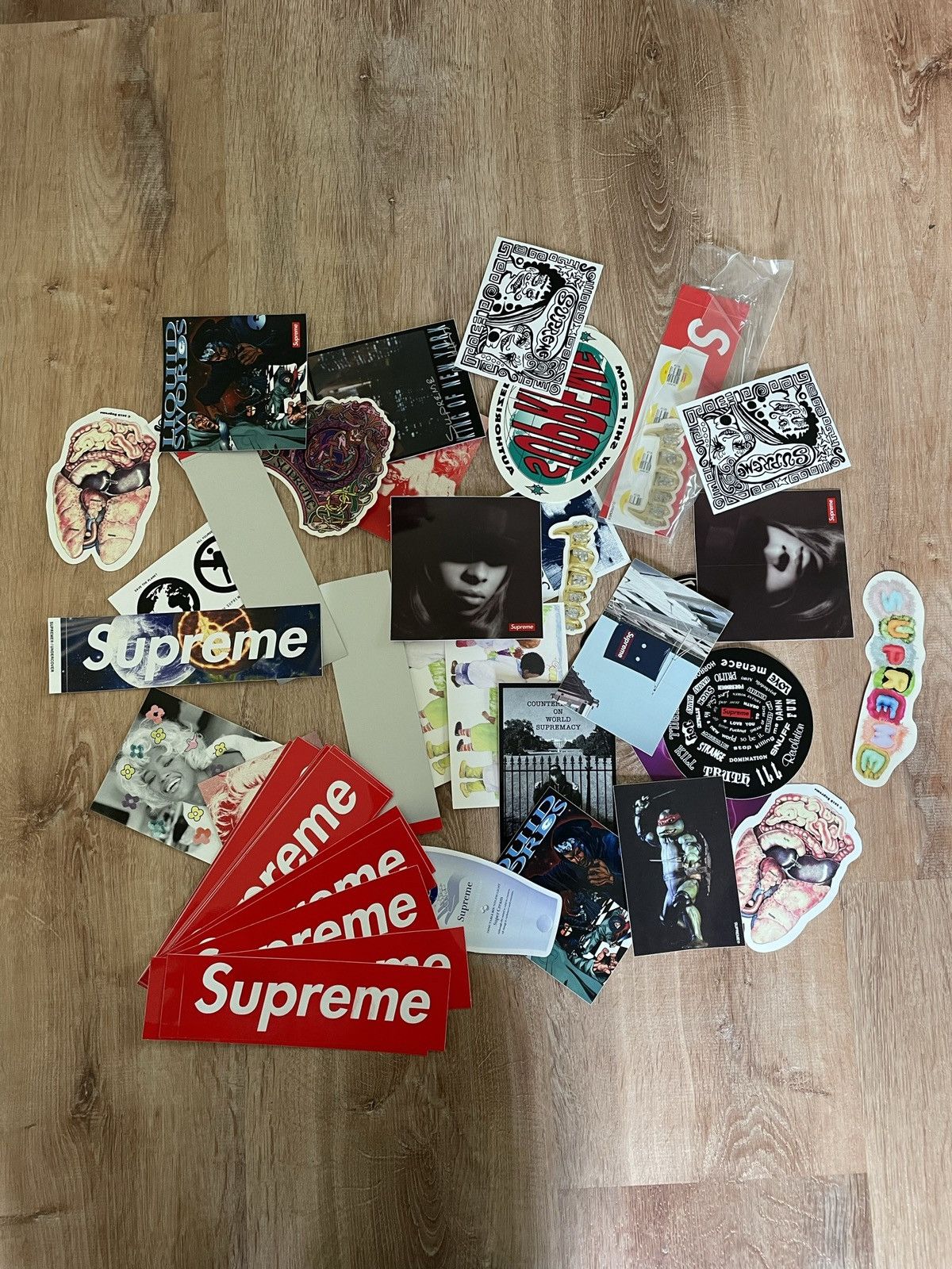 SUPREME STICKER LOT 2024