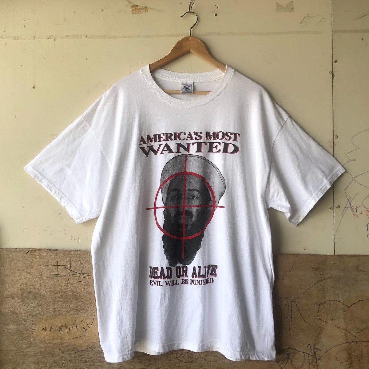 Vintage Vintage Osama Bin Laden Size US XL / EU 56 / 4 - 1 Thumbnail