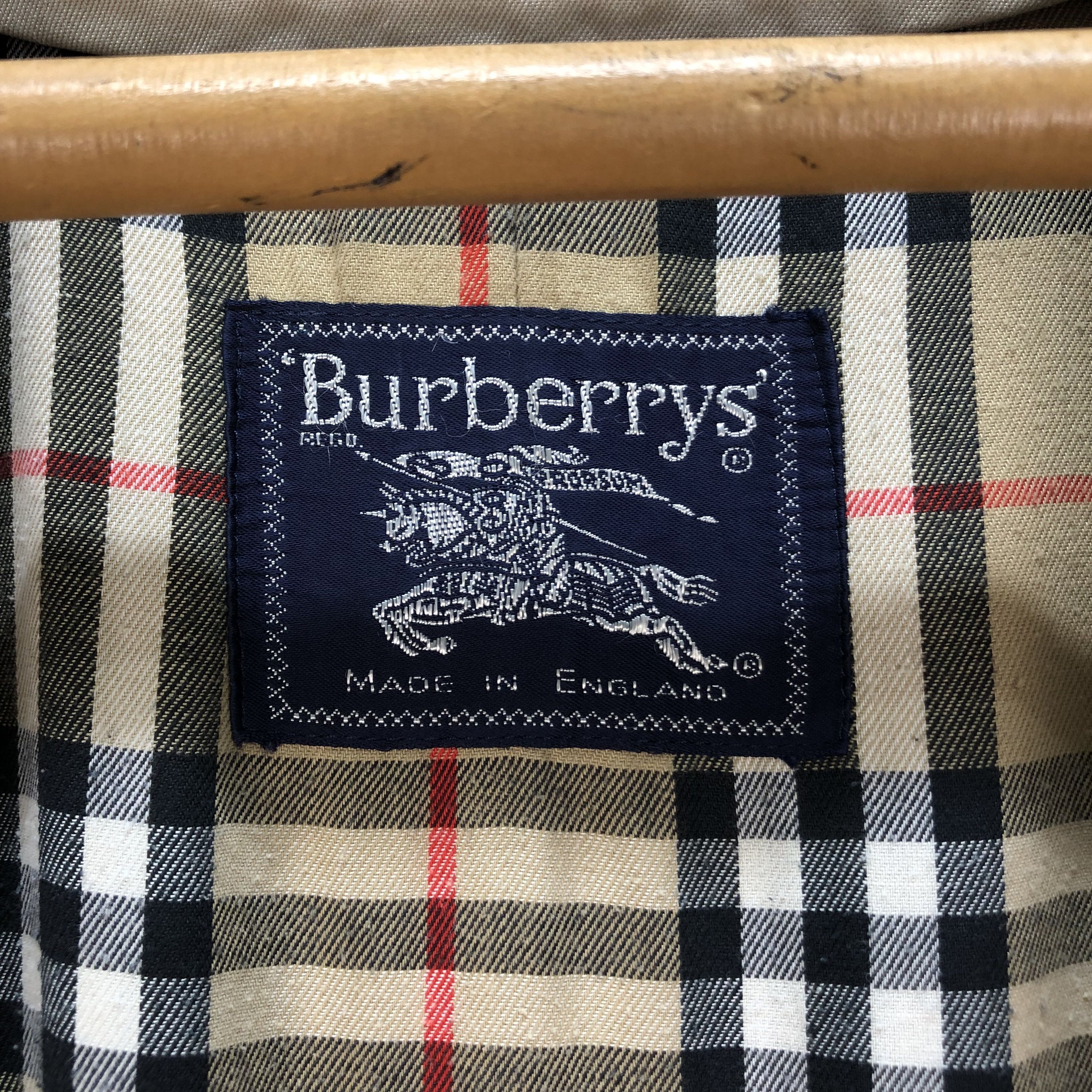 Burberry VINTAGE BURBEERYS NOVA CHECK OVERCOAT #6872-96 Size US XL / EU 56 / 4 - 7 Thumbnail