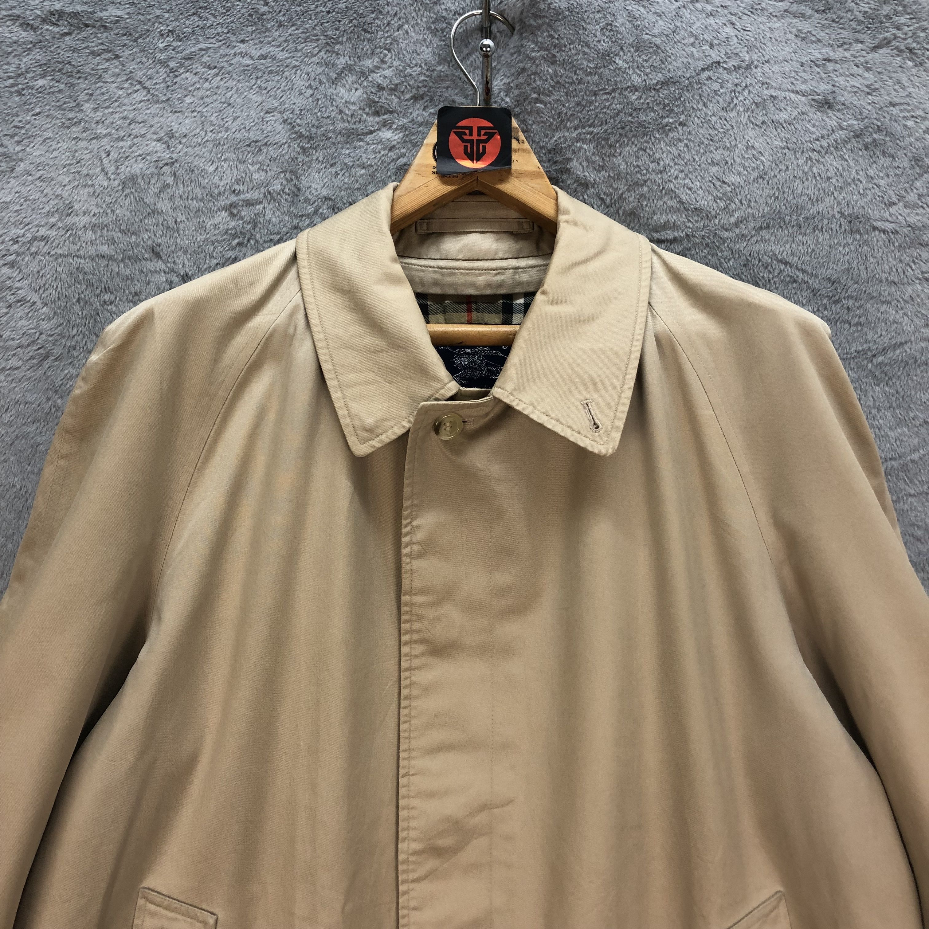 Burberry VINTAGE BURBEERYS NOVA CHECK OVERCOAT #6872-96 Size US XL / EU 56 / 4 - 2 Thumbnail