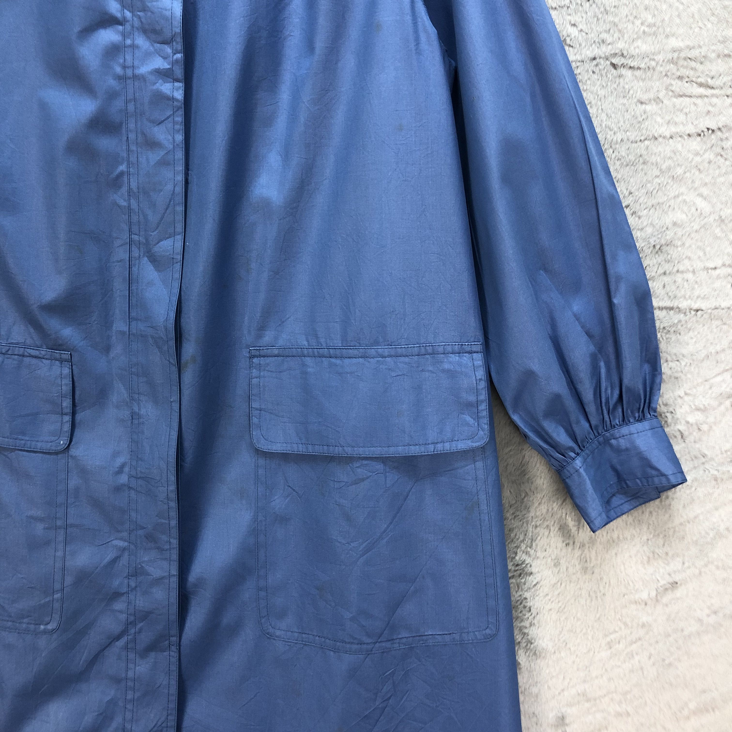 Yves Saint Laurent VINTAGE YSL PARIS BLUE TRENCH COAT #6874-96 Size US M / EU 48-50 / 2 - 6 Thumbnail