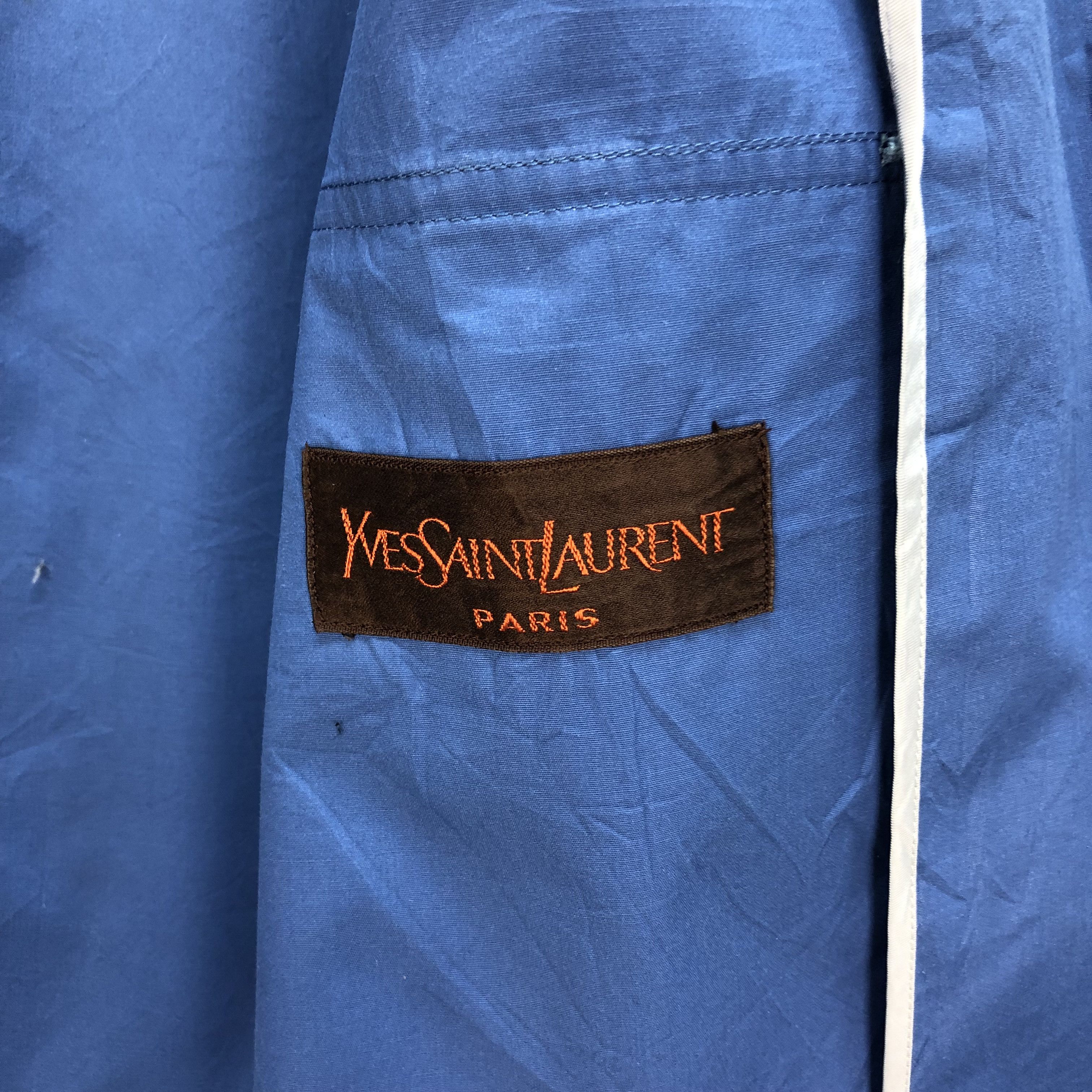 Yves Saint Laurent VINTAGE YSL PARIS BLUE TRENCH COAT #6874-96 Size US M / EU 48-50 / 2 - 8 Thumbnail