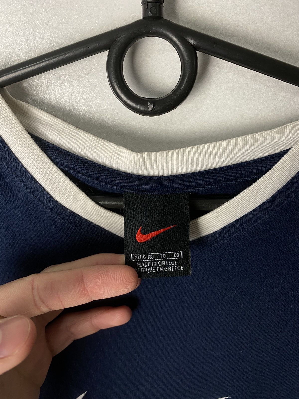Vintage Nike vintage center swoosh t-shirts size S Size US S / EU 44-46 / 1 - 3 Thumbnail