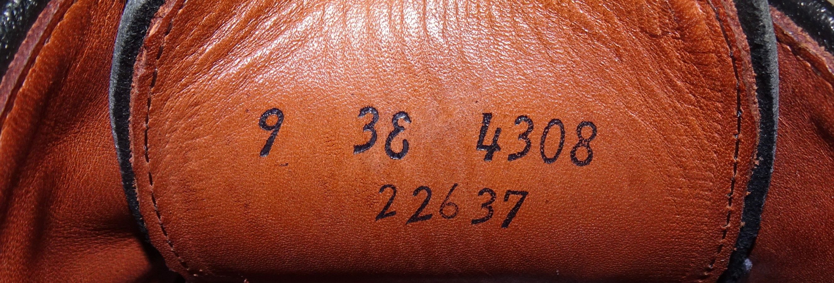 Allen Edmonds ALLEN EDMONDS LA SALLE SPLIT TOE BLUCHER Size US 9 / EU 42 - 2 Thumbnail
