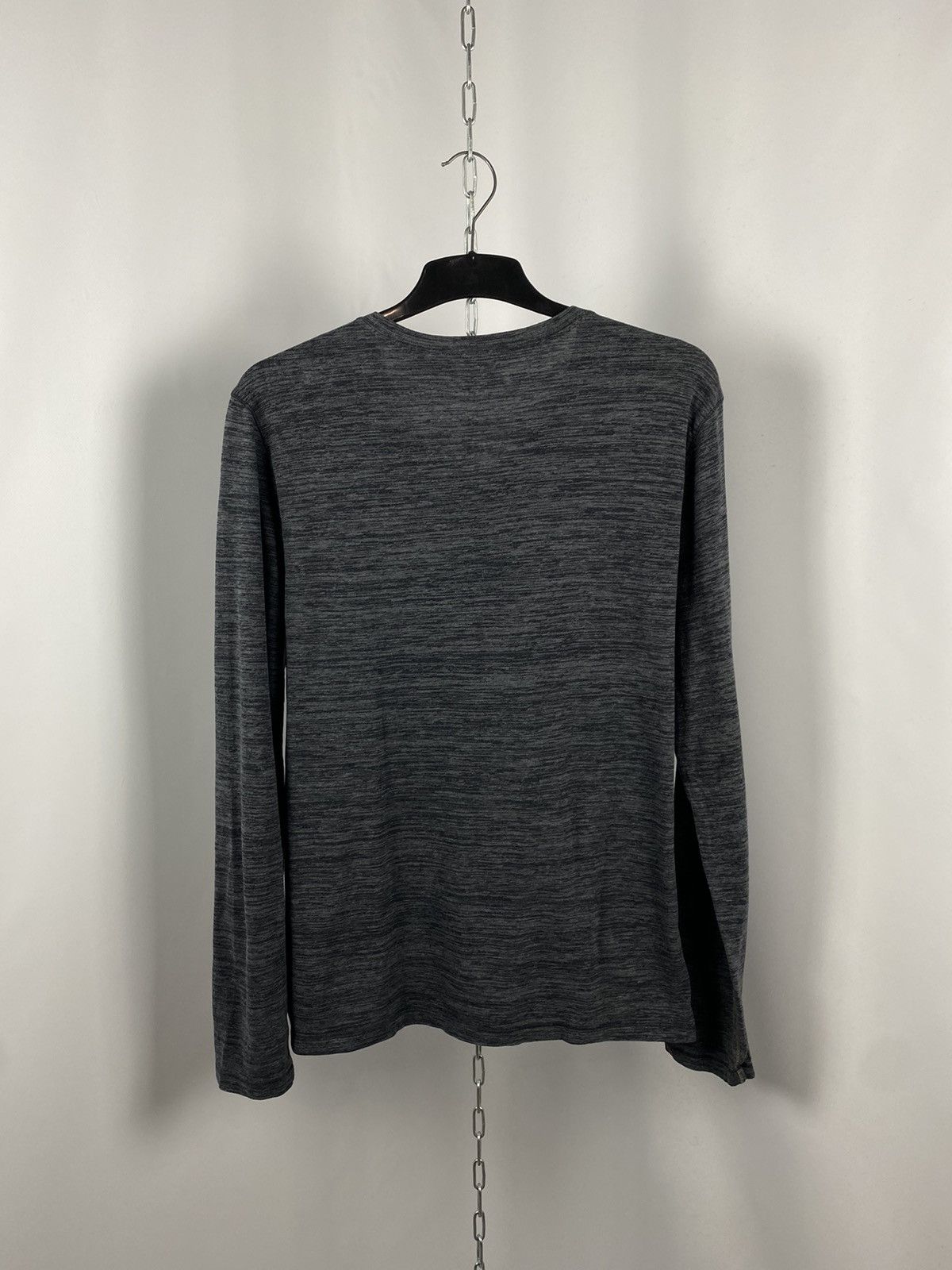 Hugo Boss Hugo Boss V-neck long sleeve gray size XL Size US XL / EU 56 / 4 - 6 Thumbnail