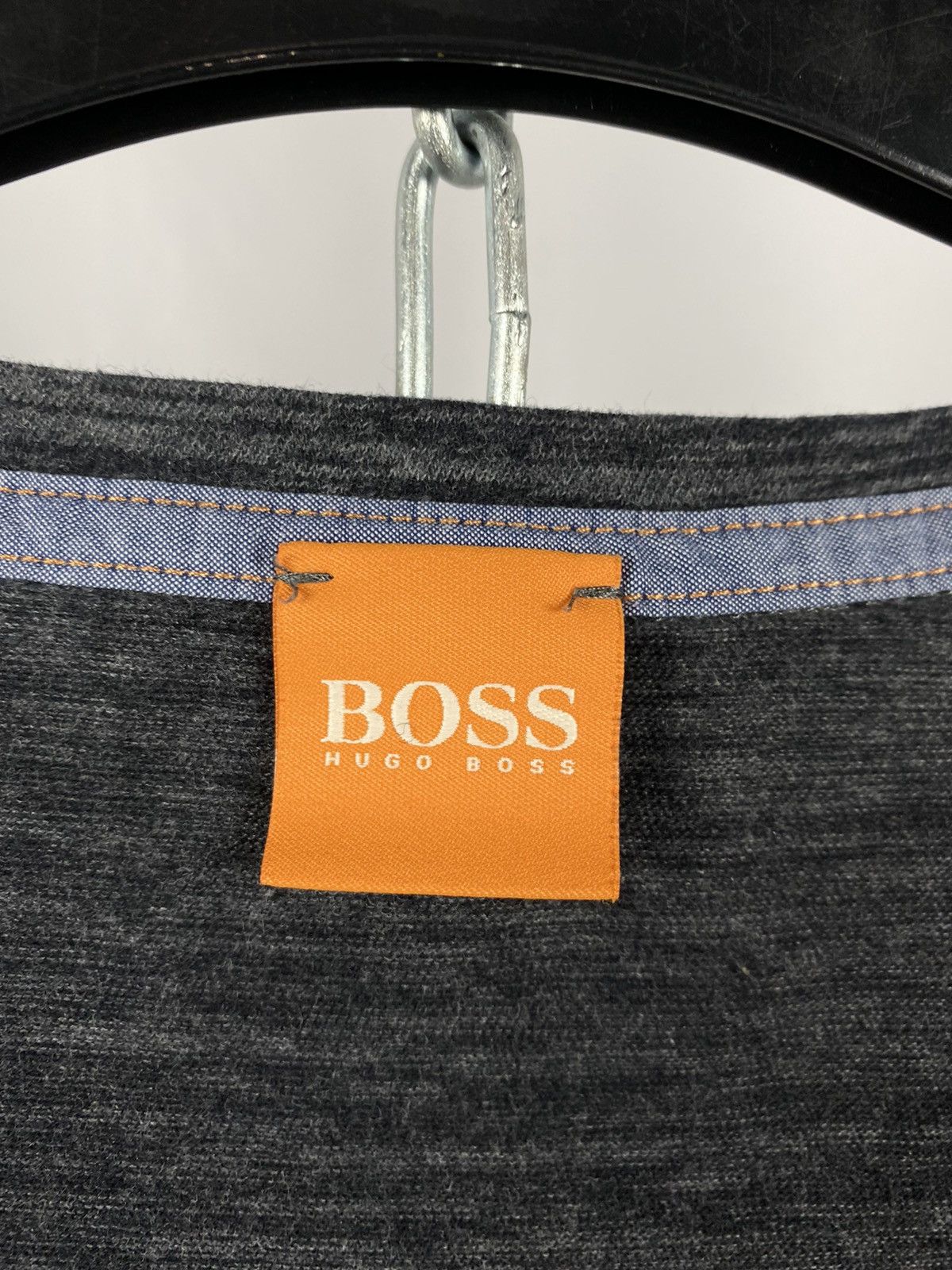 Hugo Boss Hugo Boss V-neck long sleeve gray size XL Size US XL / EU 56 / 4 - 3 Thumbnail