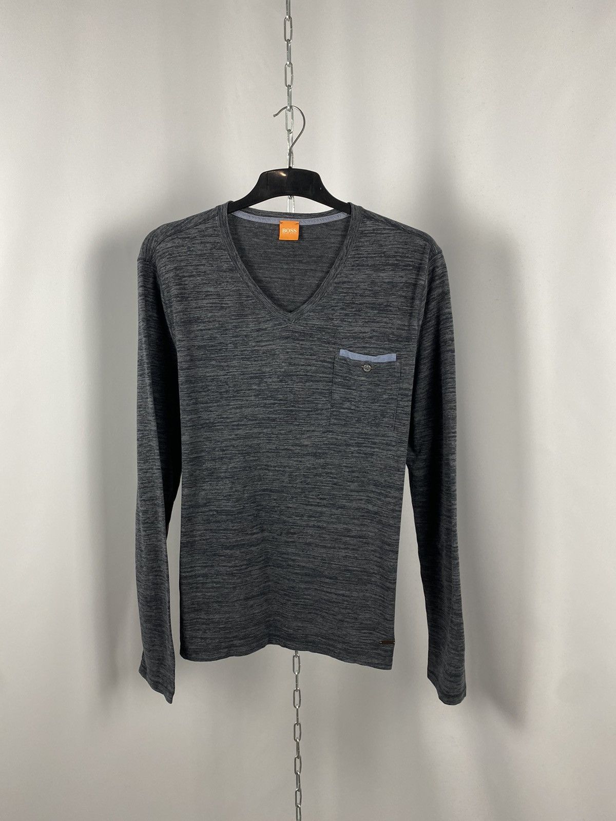 Hugo Boss Hugo Boss V-neck long sleeve gray size XL Size US XL / EU 56 / 4 - 1 Thumbnail