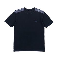 Burberry t shirt with deals shoulder patch