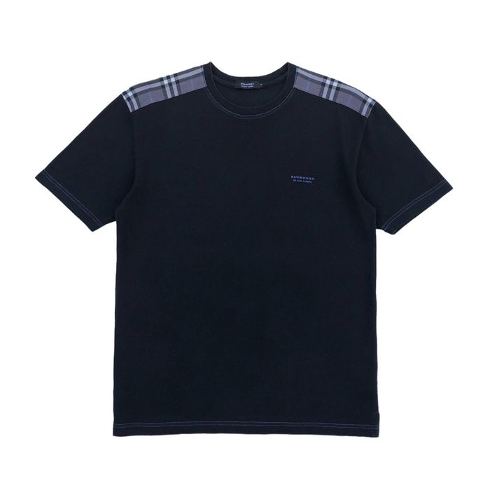 Burberry store shoulder patch