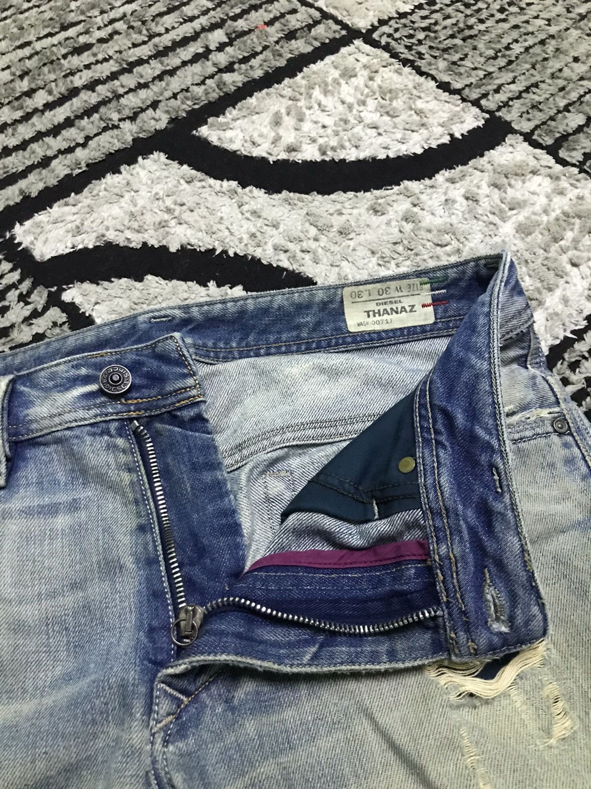 Diesel Diesel distressed denim jeans Size 32" / US 10 / IT 46 - 4 Thumbnail