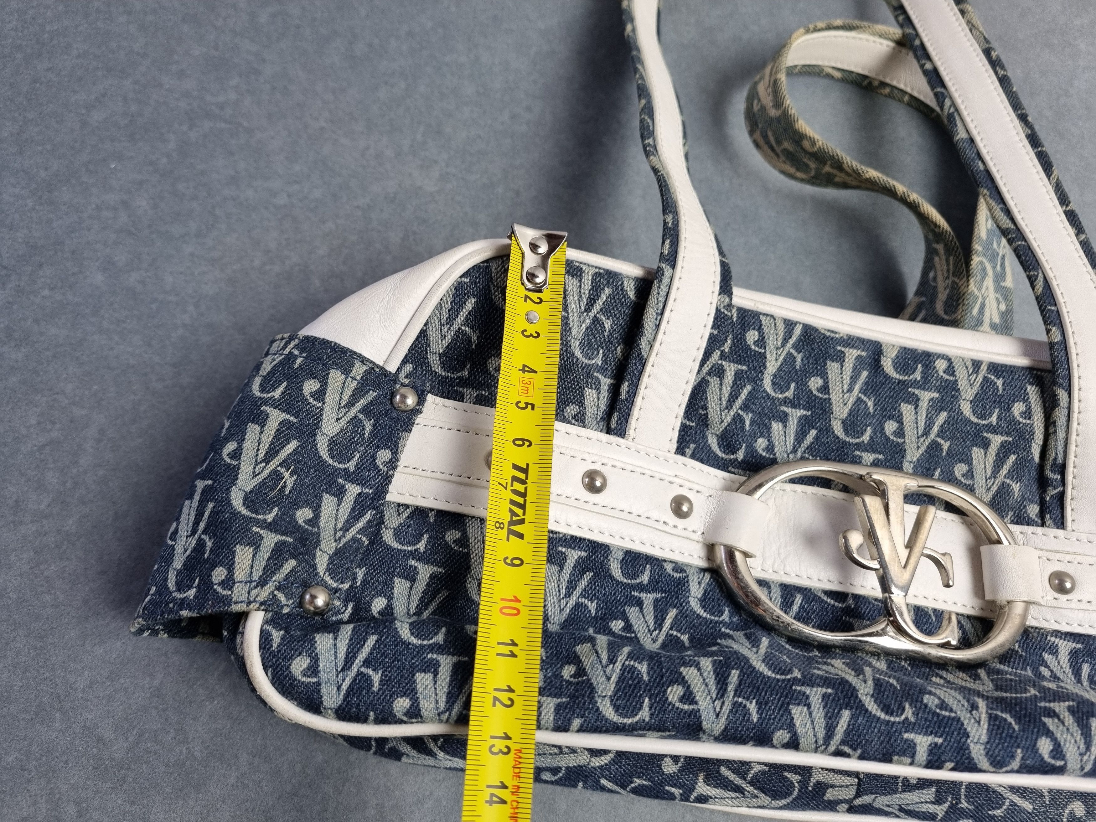 Versace × Versace Jeans Couture × Vintage 90s Rare VERSACE Monogram Mini Shoulder Bag Denim Size ONE SIZE - 11 Thumbnail