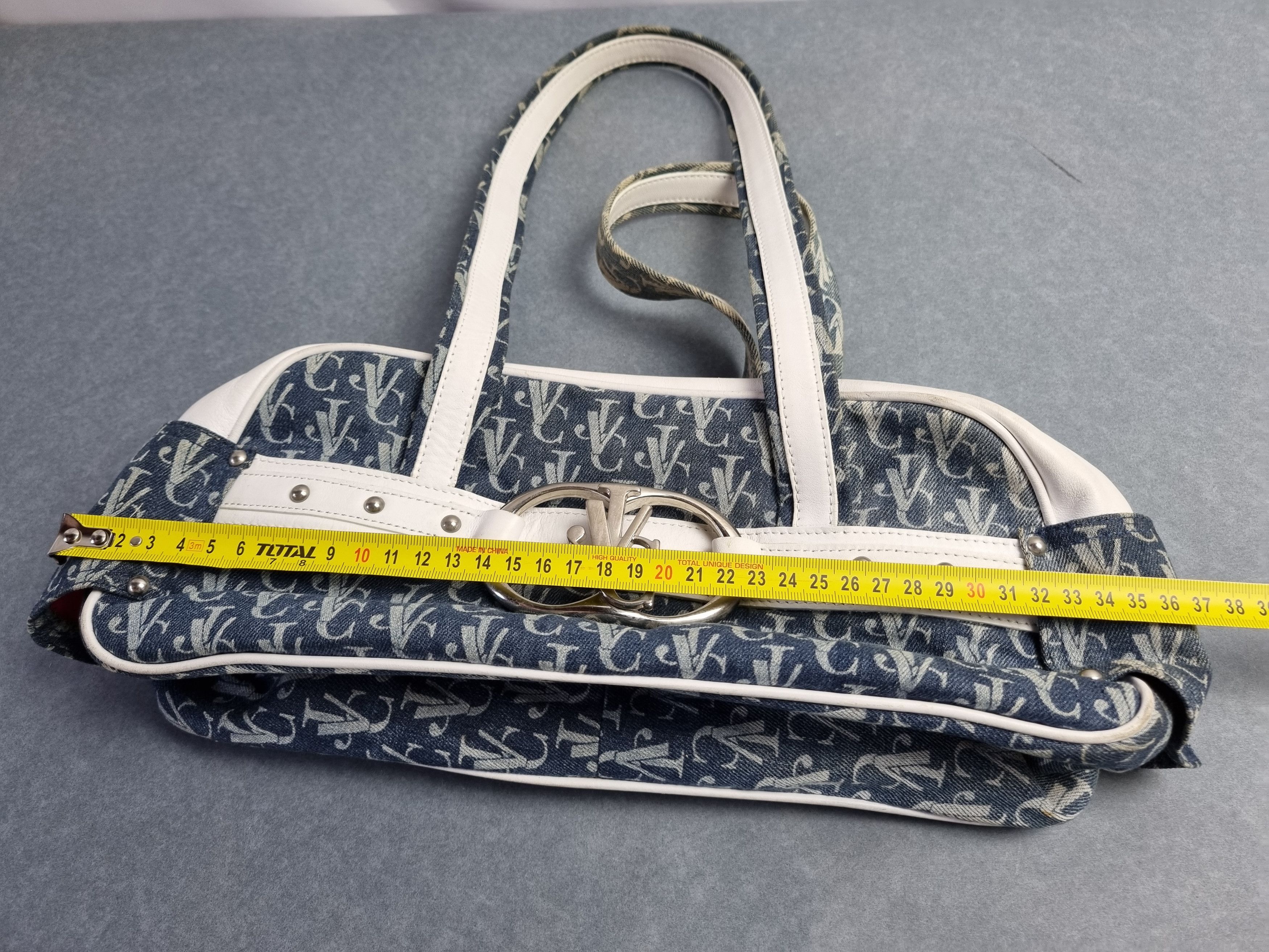 Versace × Versace Jeans Couture × Vintage 90s Rare VERSACE Monogram Mini Shoulder Bag Denim Size ONE SIZE - 9 Thumbnail