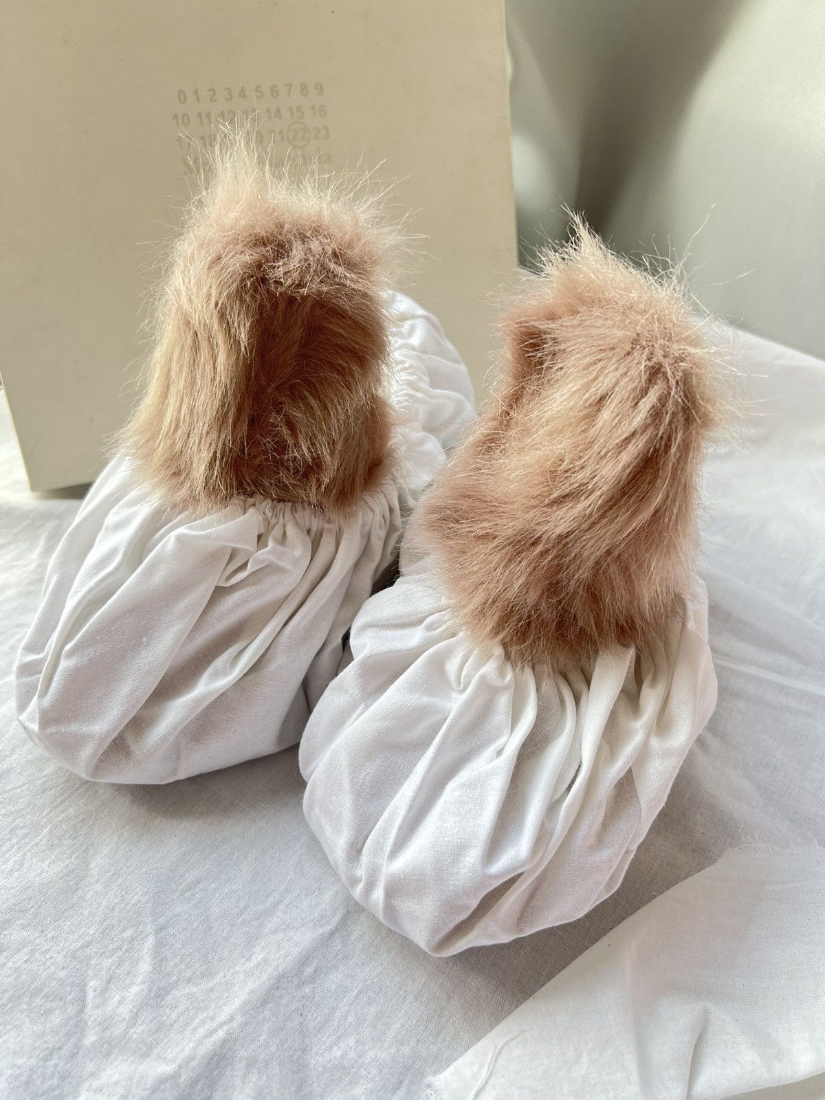Maison Margiela 🔥 Rare Maison Margiela FW15 Runway fur shoes heels mules Size US 5 / IT 35 - 9 Thumbnail