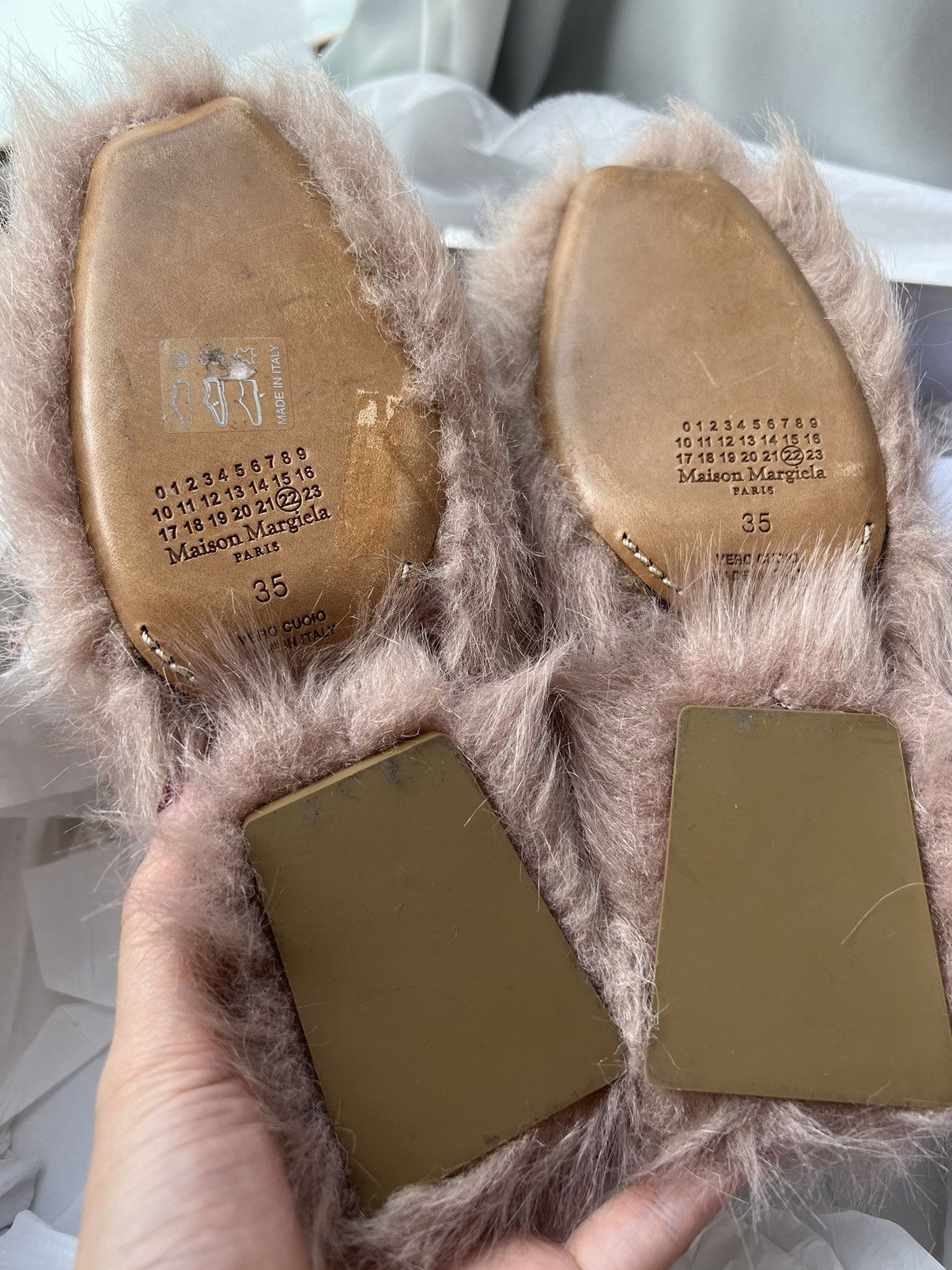 Maison Margiela 🔥 Rare Maison Margiela FW15 Runway fur shoes heels mules Size US 5 / IT 35 - 8 Thumbnail