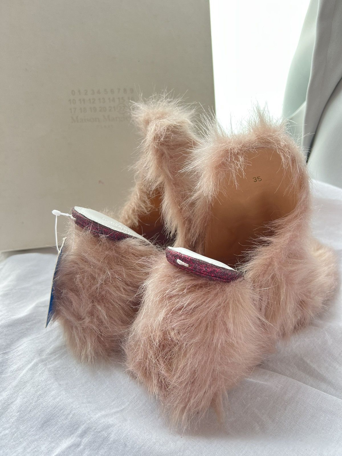 Maison Margiela 🔥 Rare Maison Margiela FW15 Runway fur shoes heels mules Size US 5 / IT 35 - 4 Thumbnail