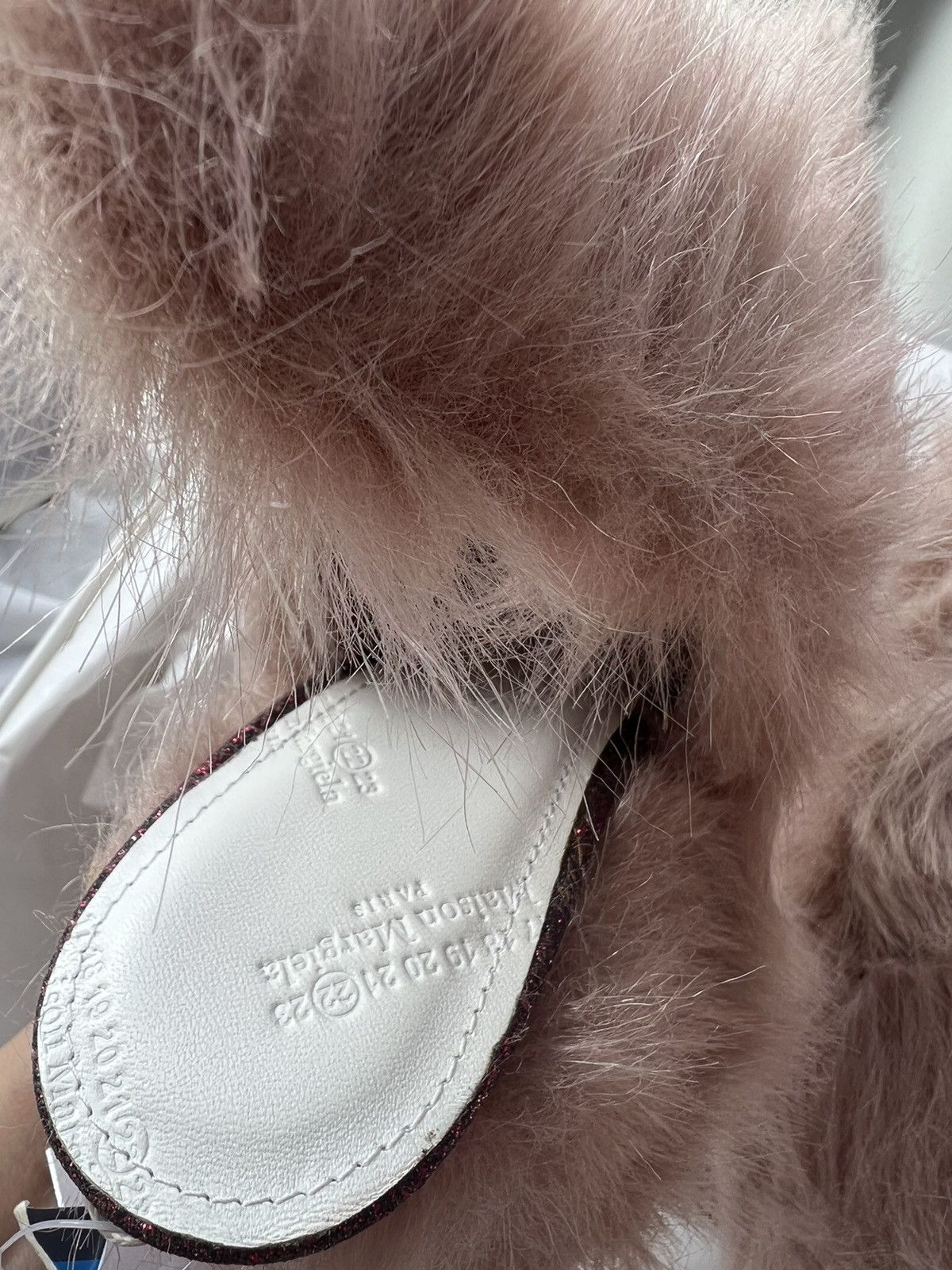 Maison Margiela 🔥 Rare Maison Margiela FW15 Runway fur shoes heels mules Size US 5 / IT 35 - 5 Thumbnail