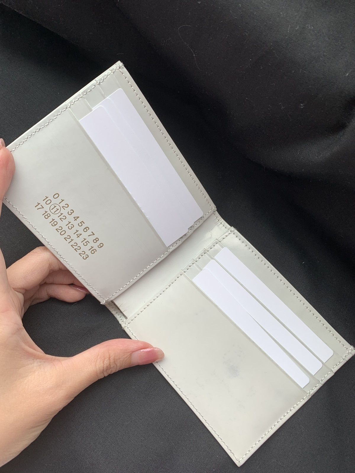 Maison Margiela 🔥 Rare inflammable leather Maison Margiela Line 11 wallet Size ONE SIZE - 5 Thumbnail