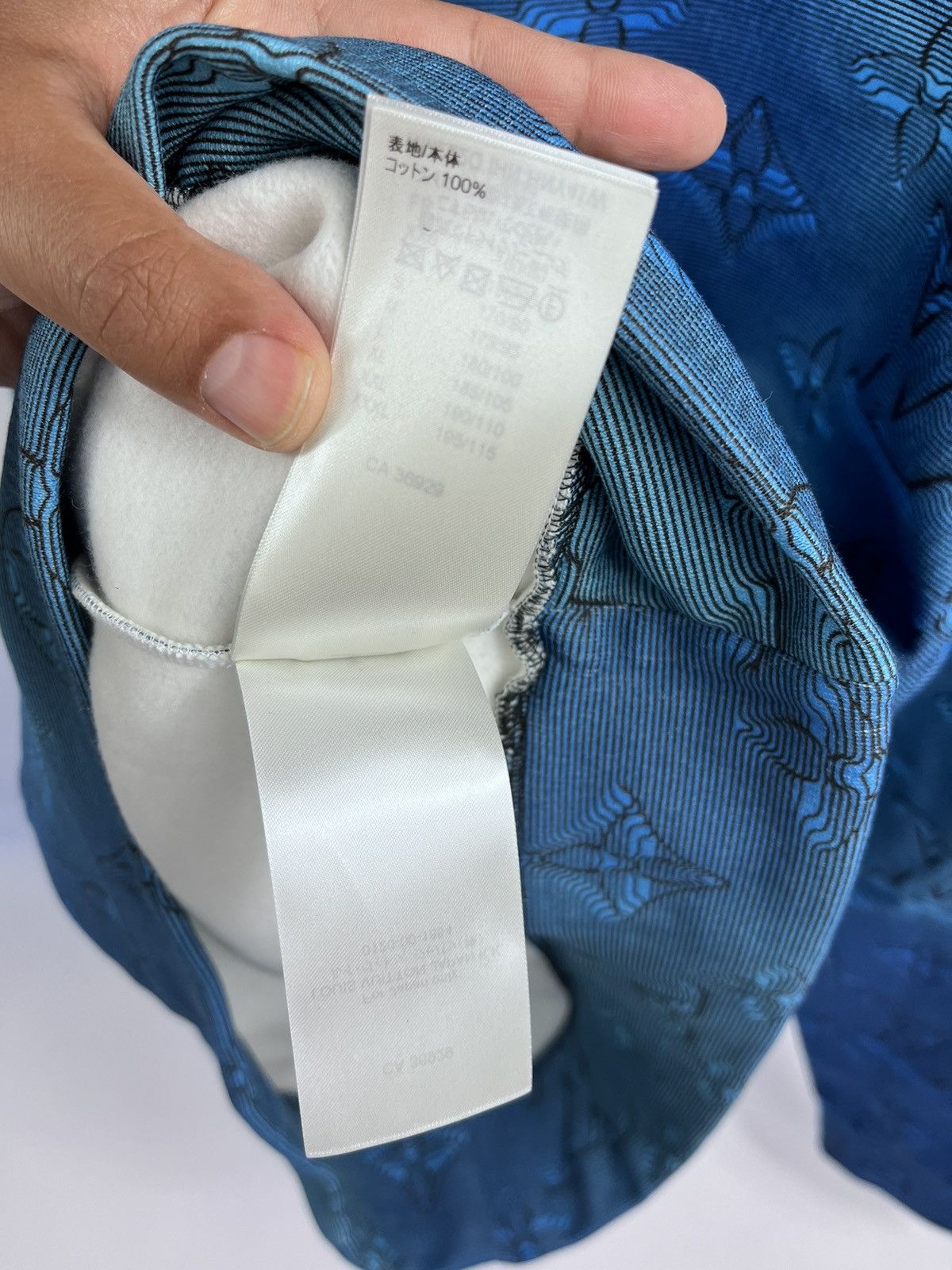 Louis Vuitton LOUIS VUITTON ILLUSION 2054 BLUE HOODIE Size US XL / EU 56 / 4 - 15 Thumbnail
