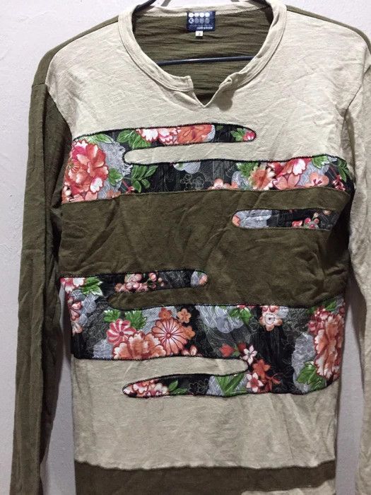 Japanese Brand Takeo kikuchi patchwork floral japanese tradition art Size US S / EU 44-46 / 1 - 5 Thumbnail