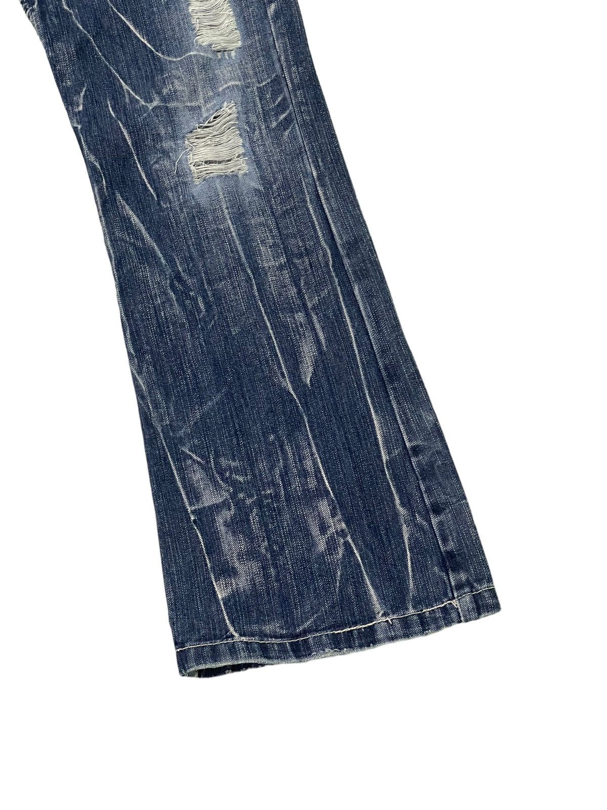 Japanese Brand Flare Jeans Nylaus Distress Denim Low Rise Boot Cut 2🟦9 Size US 30 / EU 46 - 4 Thumbnail