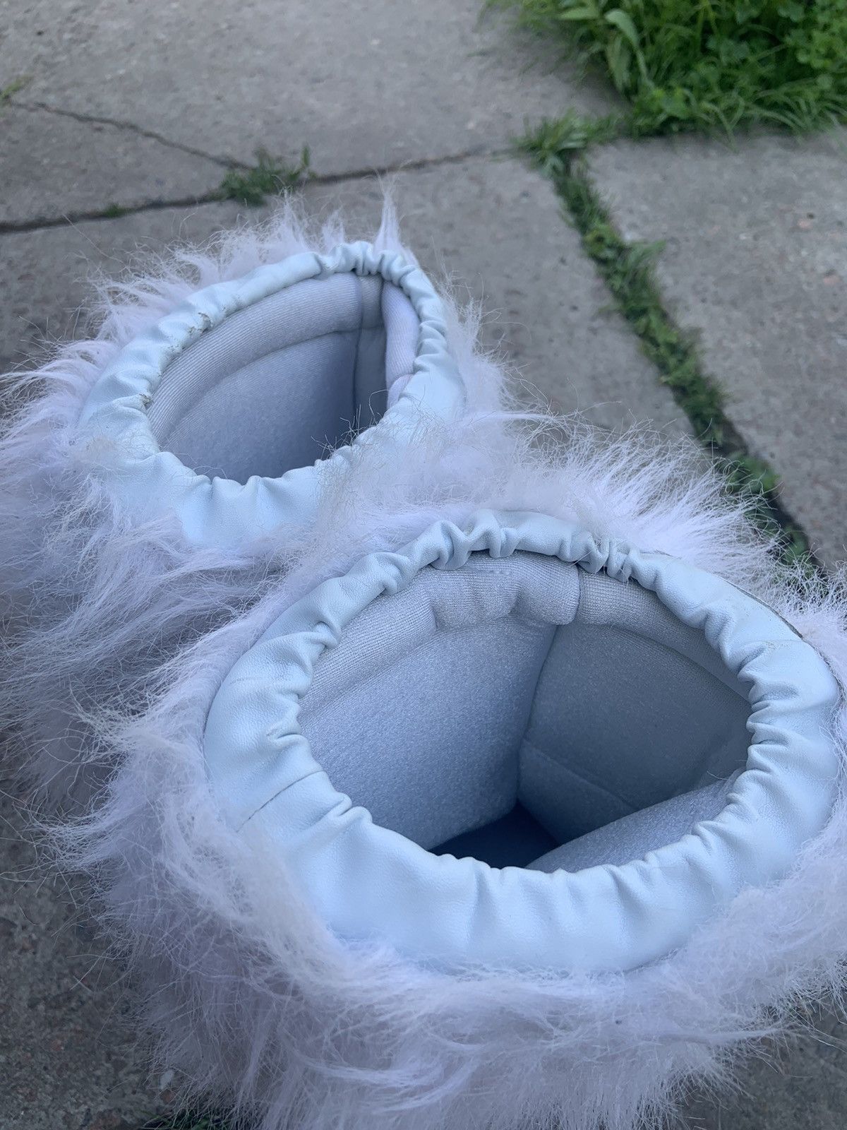 Japanese Brand vintage y2k mohair alt fur fuzzy yeti moon boots Size US 7.5 / EU 40-41 - 8 Thumbnail