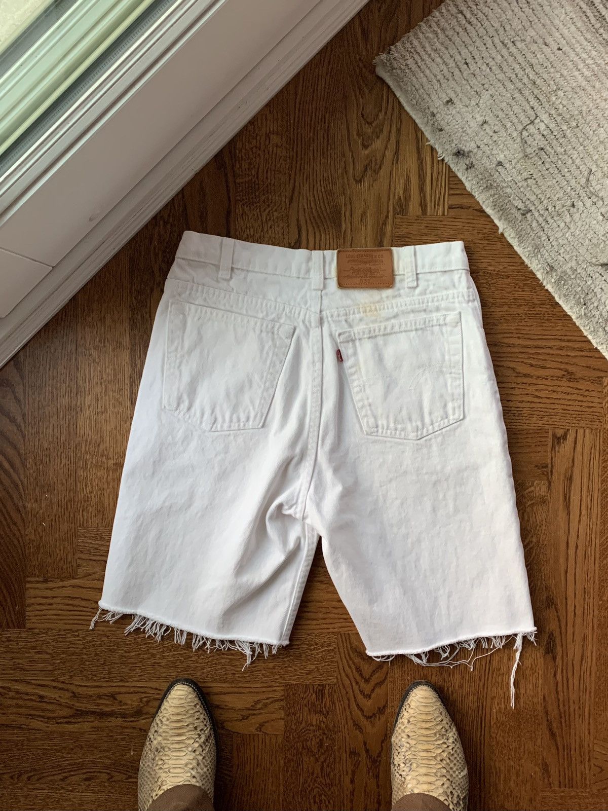 Levi's × Vintage Vintage Levis Jean Shorts 80s White Denim Cutoff Jorts 533 Size US 30 / EU 46 - 2 Thumbnail