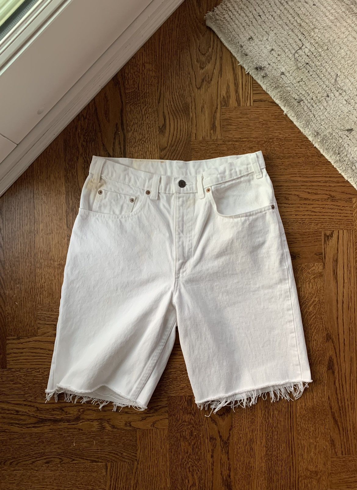 Levi's × Vintage Vintage Levis Jean Shorts 80s White Denim Cutoff Jorts 533 Size US 30 / EU 46 - 4 Thumbnail