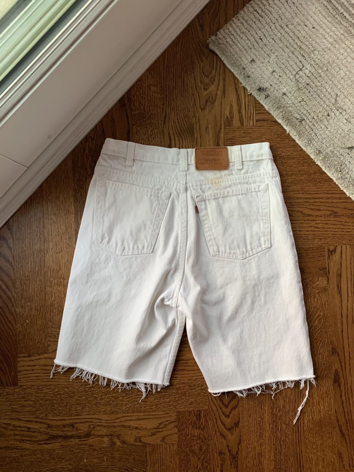 Levi's × Vintage Vintage Levis Jean Shorts 80s White Denim Cutoff Jorts 533 Size US 30 / EU 46 - 14 Thumbnail