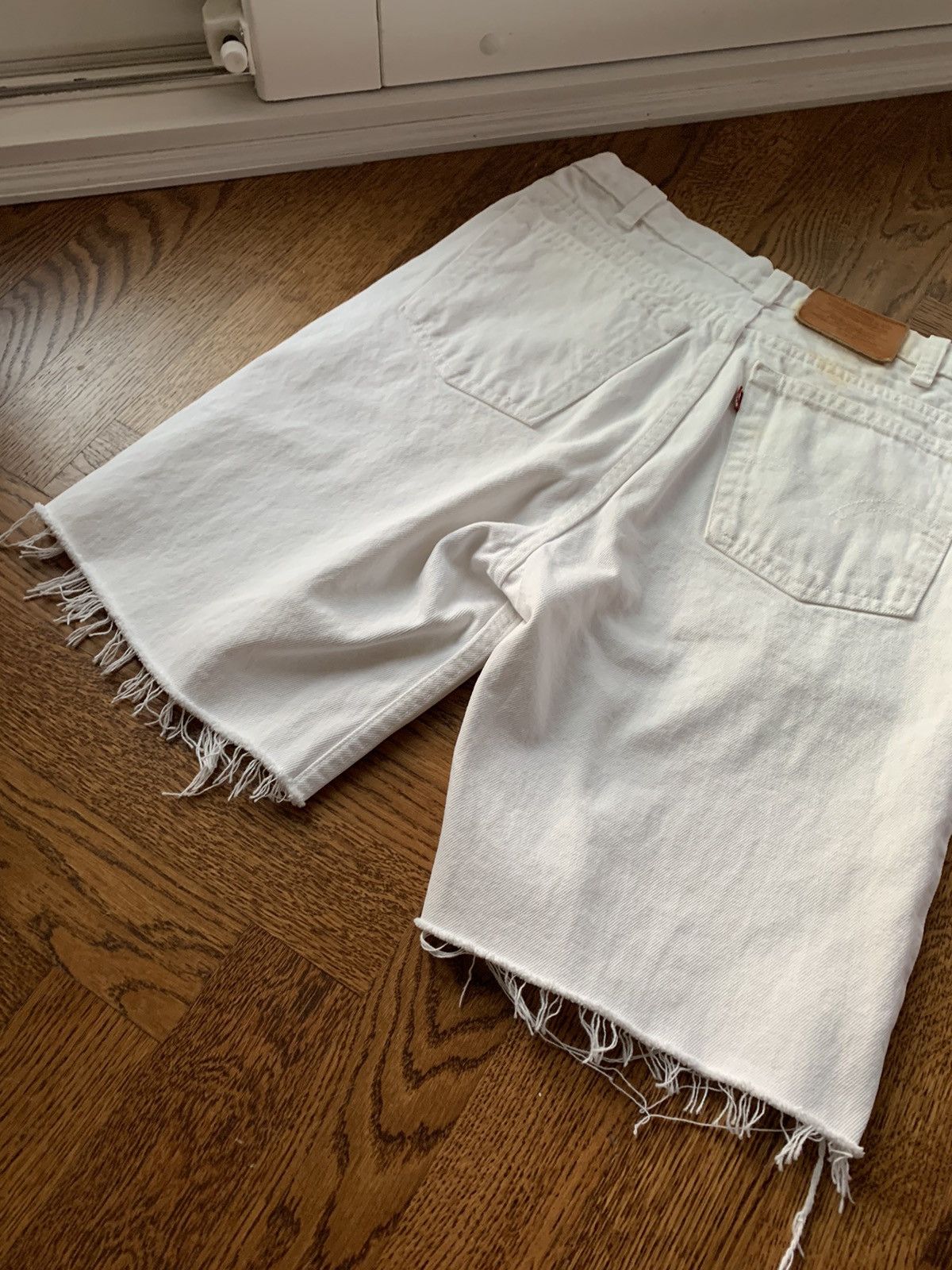 Levi's × Vintage Vintage Levis Jean Shorts 80s White Denim Cutoff Jorts 533 Size US 30 / EU 46 - 6 Thumbnail