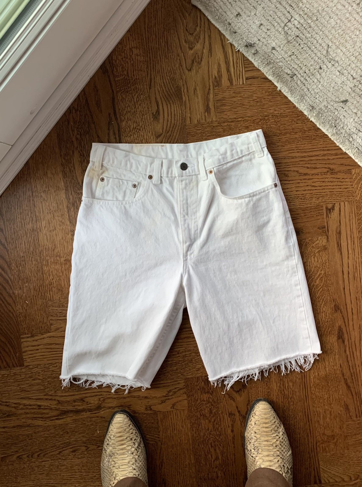 Levi's × Vintage Vintage Levis Jean Shorts 80s White Denim Cutoff Jorts 533 Size US 30 / EU 46 - 13 Thumbnail