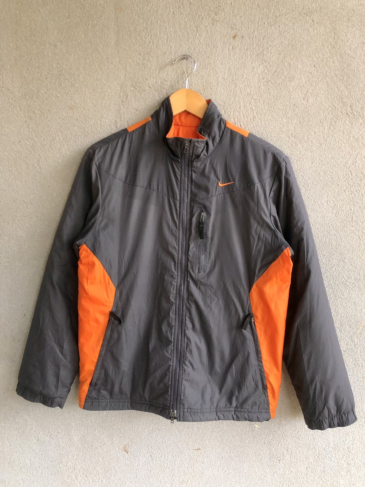 Vintage Nike mini swoosh puffer jacket Size US S / EU 44-46 / 1 - 1 Thumbnail